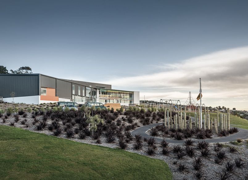 Stand / Te Puna Waihora