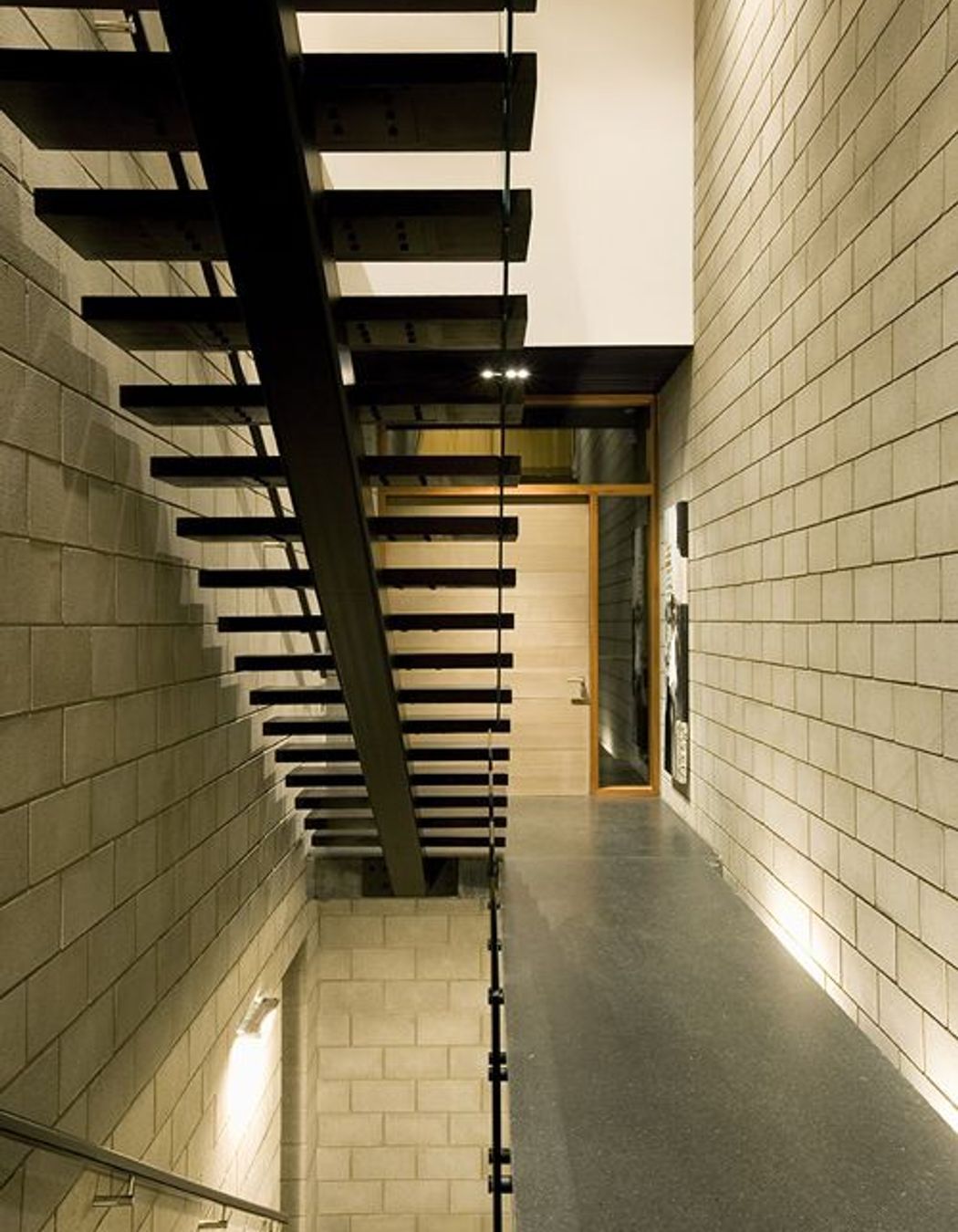 Thackeray Street Apartments