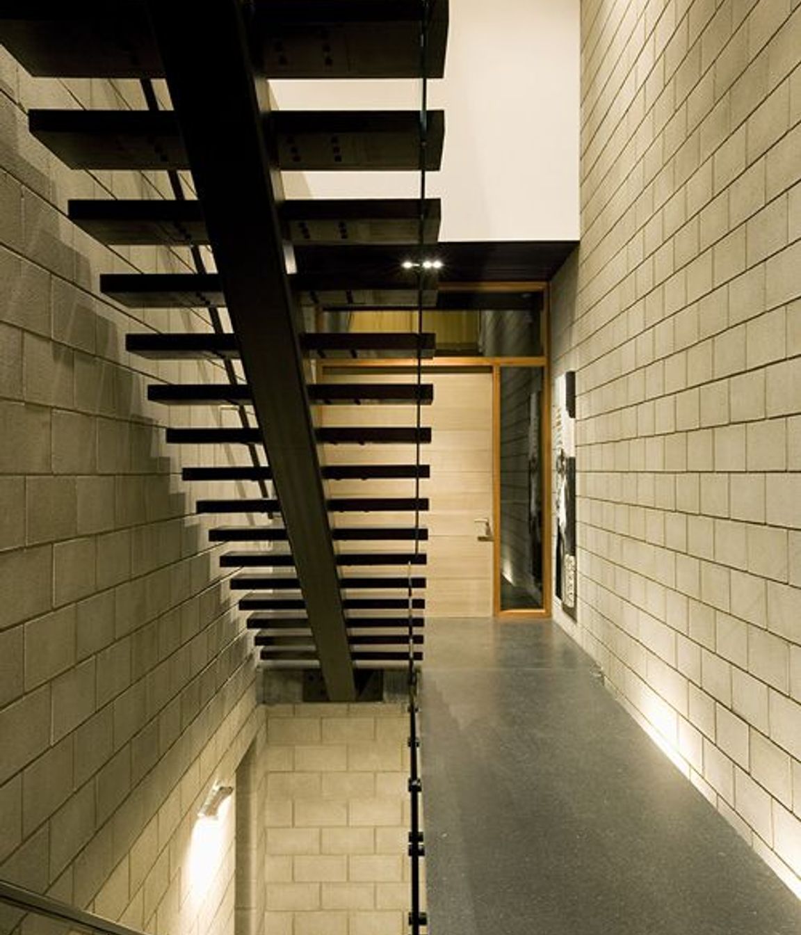 Thackeray Street Apartments