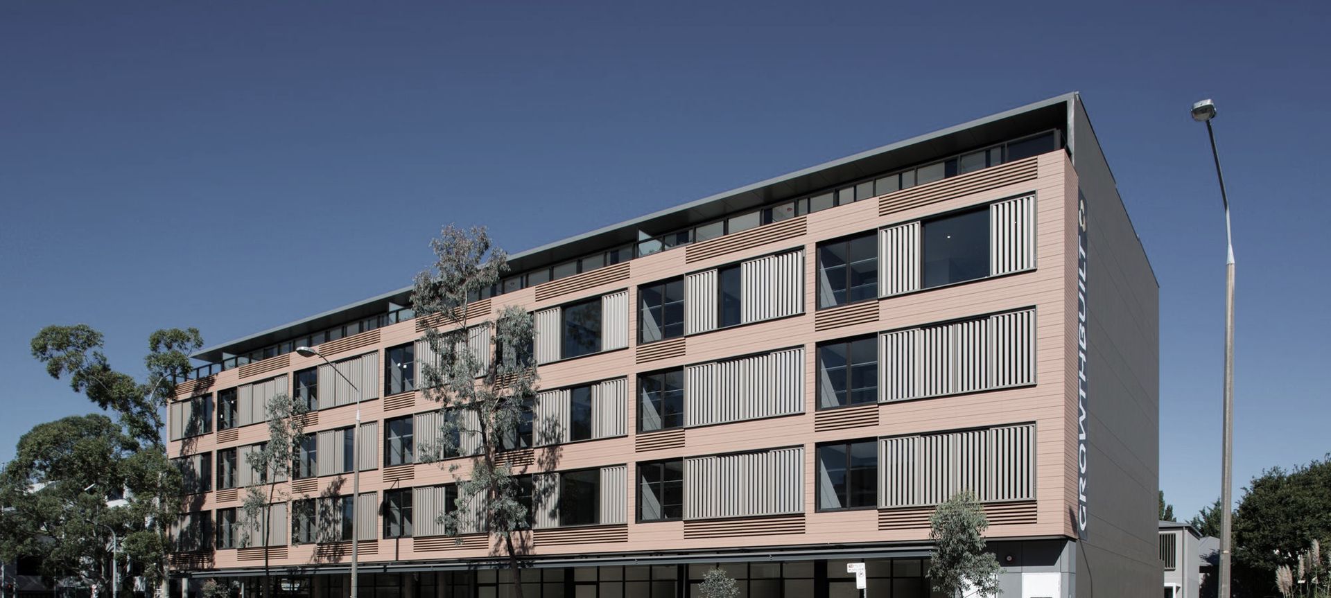 Monarch Apartments banner