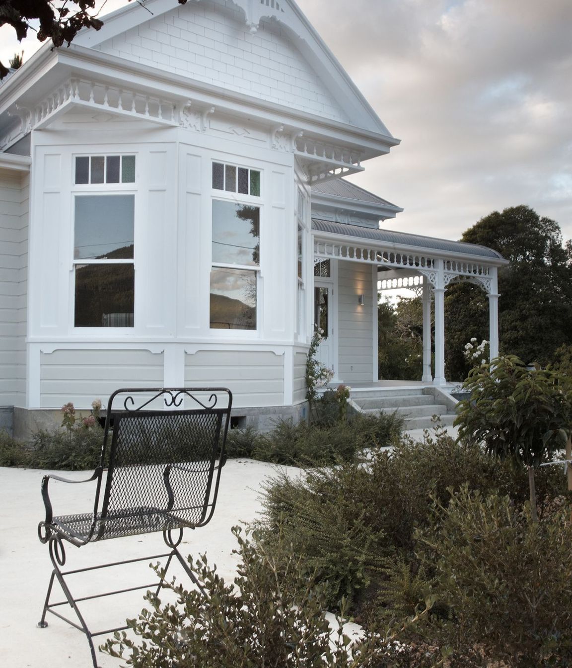 Whiteman's Valley Home