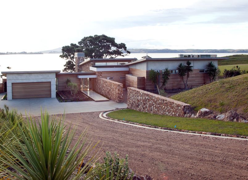 Cable Bay