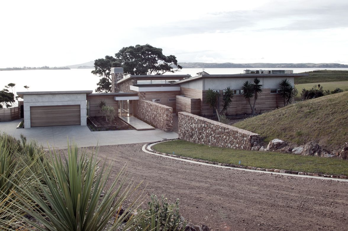 Cable Bay