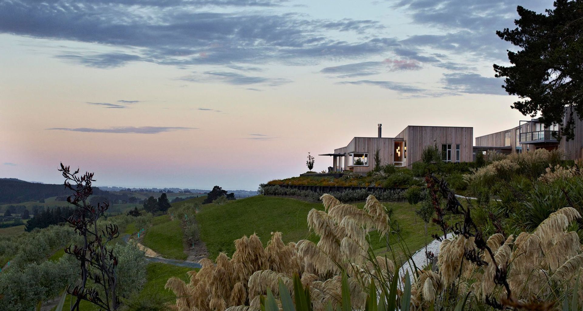 Waiwhero Farmhouse banner