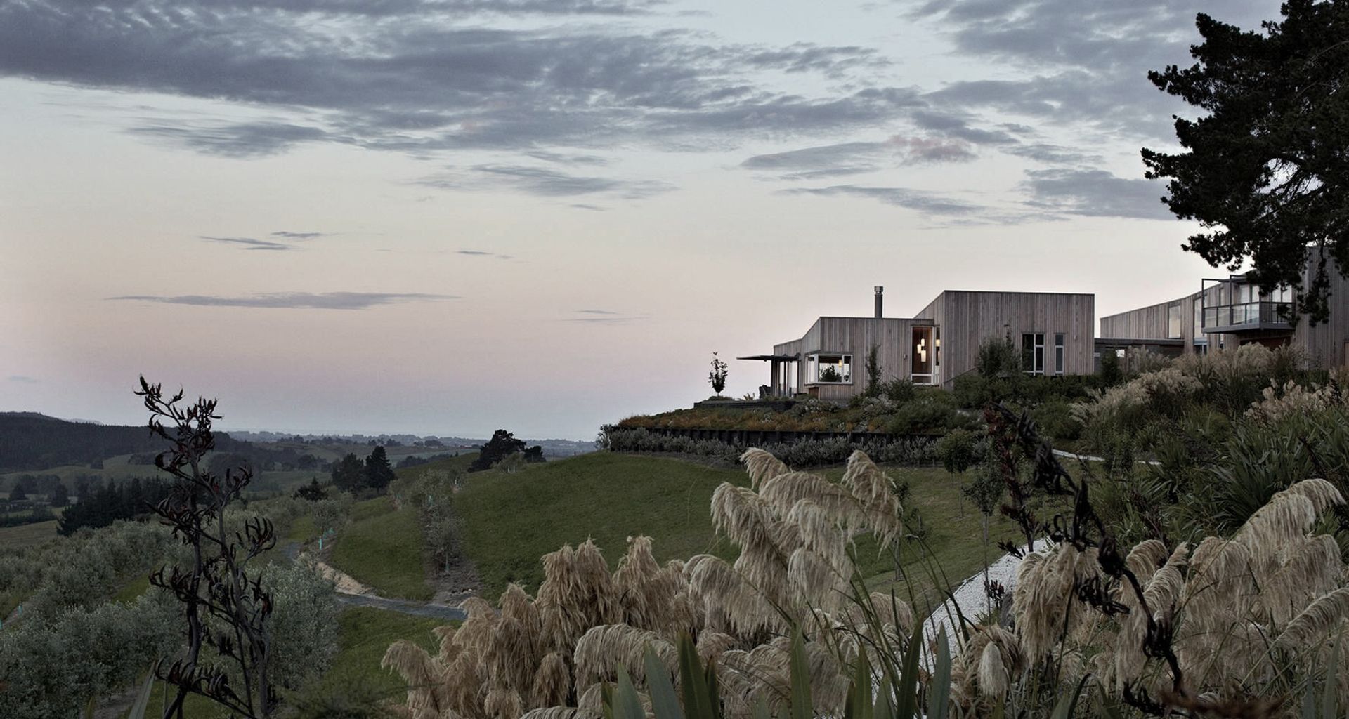 Waiwhero Farmhouse banner