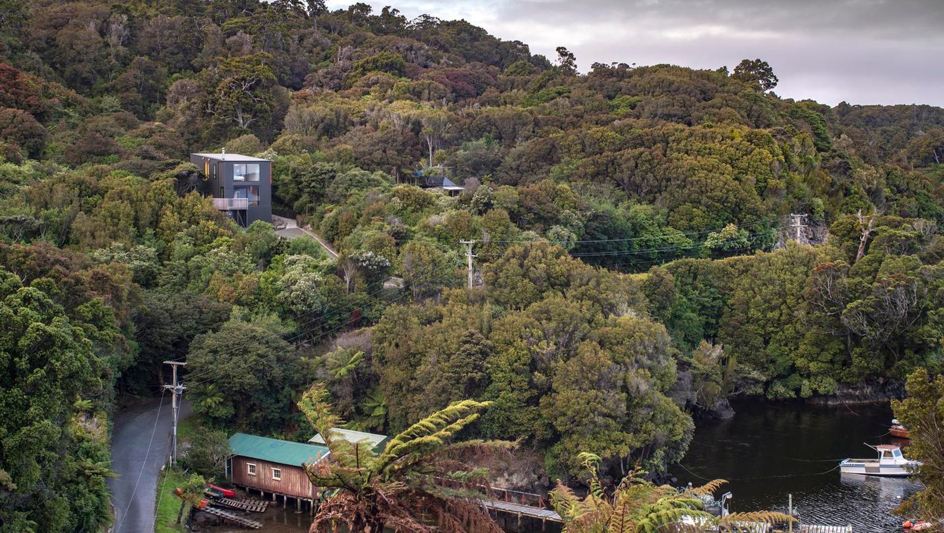 Stewart Island Crib banner