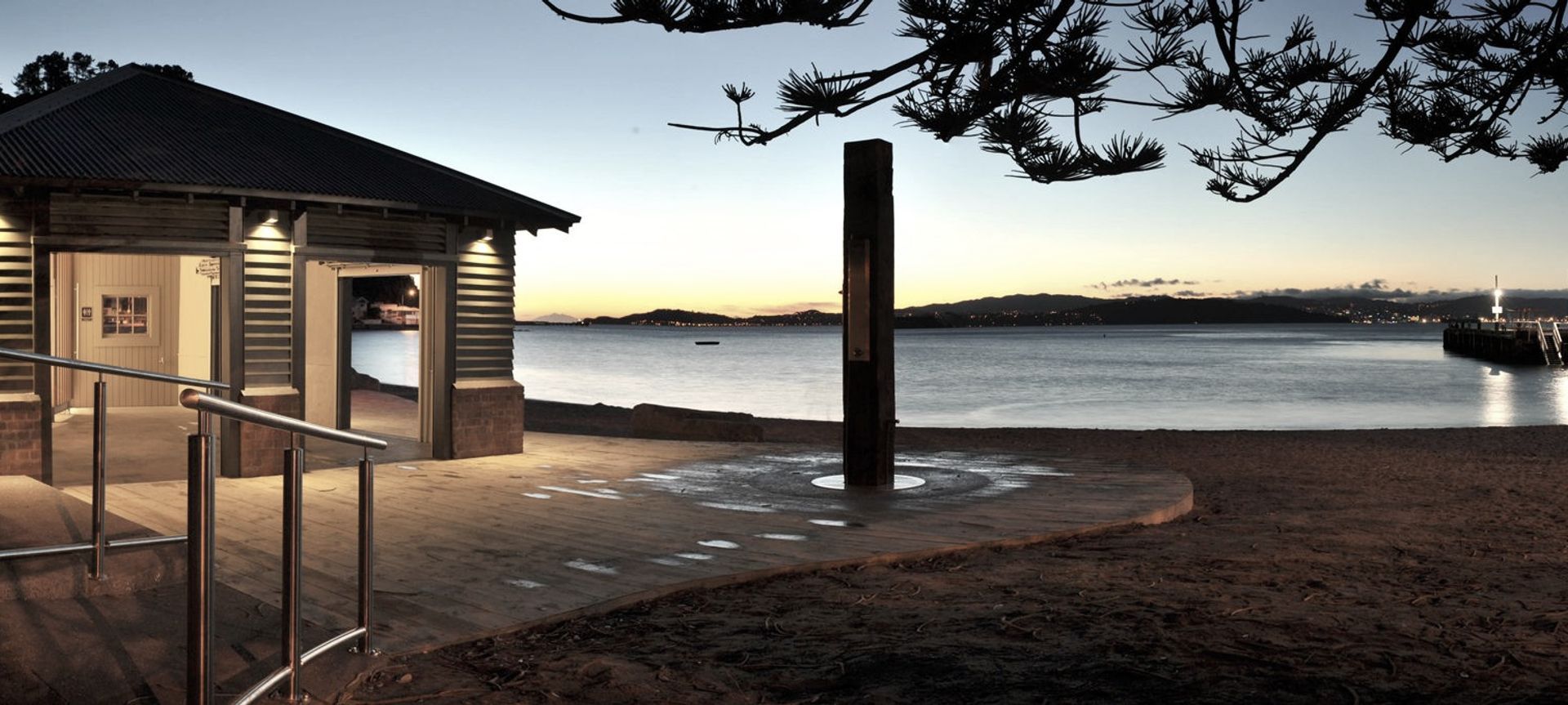 Days Bay Changing Shed banner