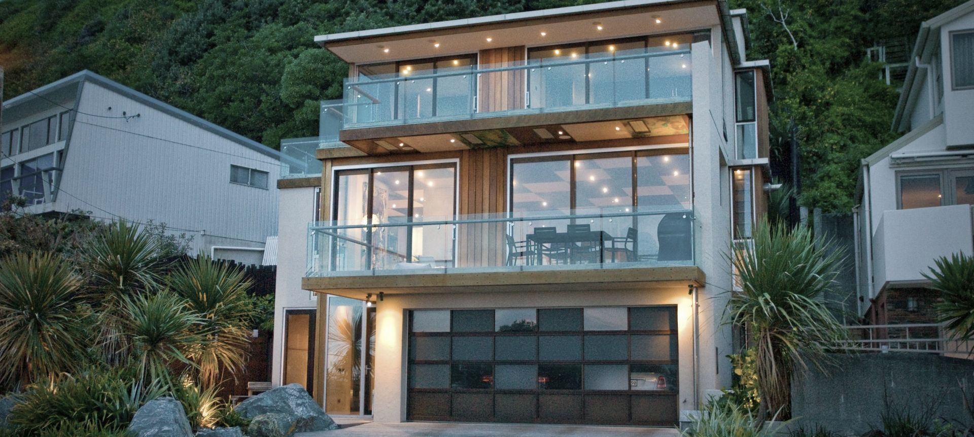 Pukerua Beach House banner
