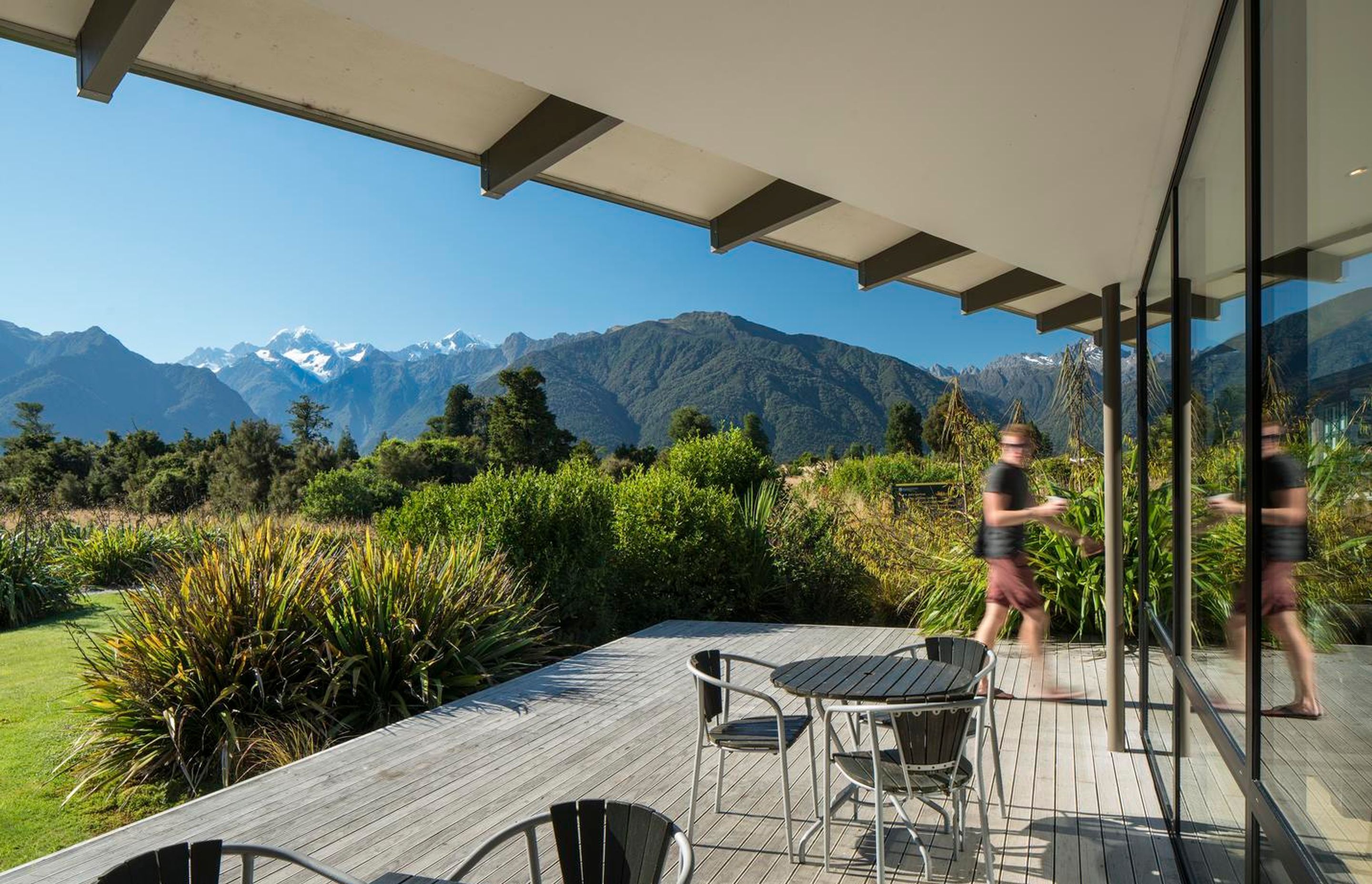 LAKE MATHESON VISITORS CENTRE