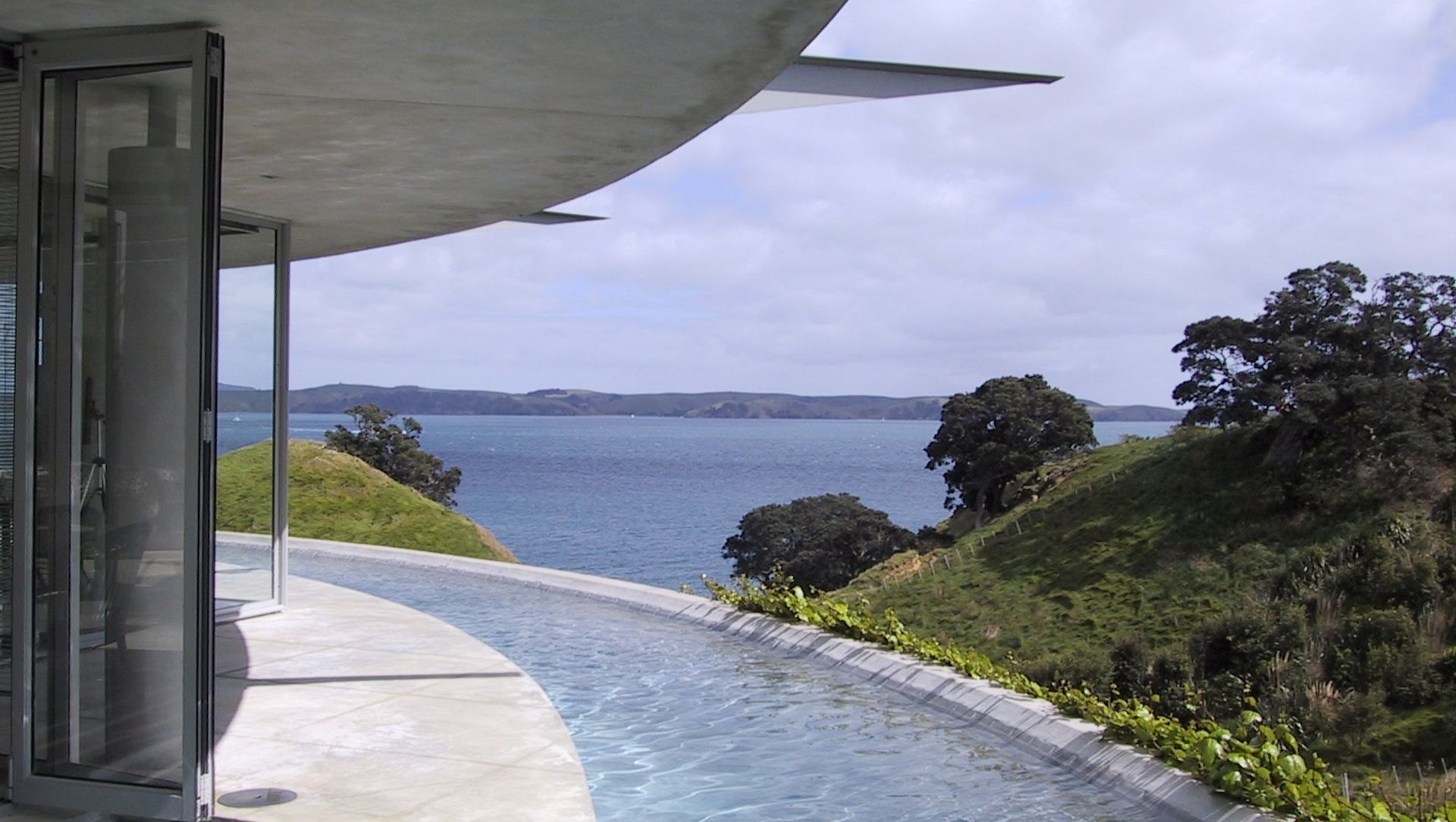 Matiatia House banner