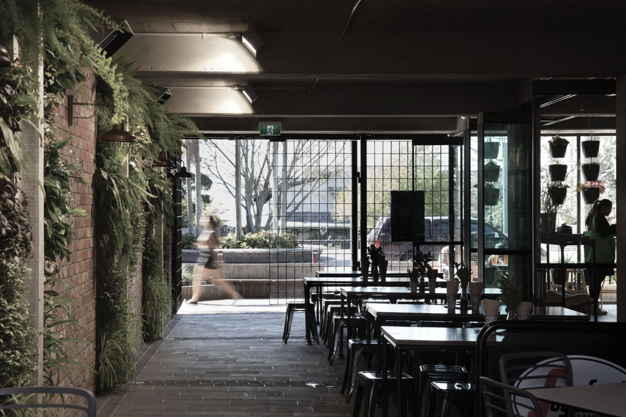 40th & Hurstmere