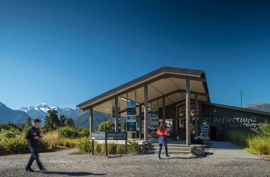 Lake Matheson Visitors Centre