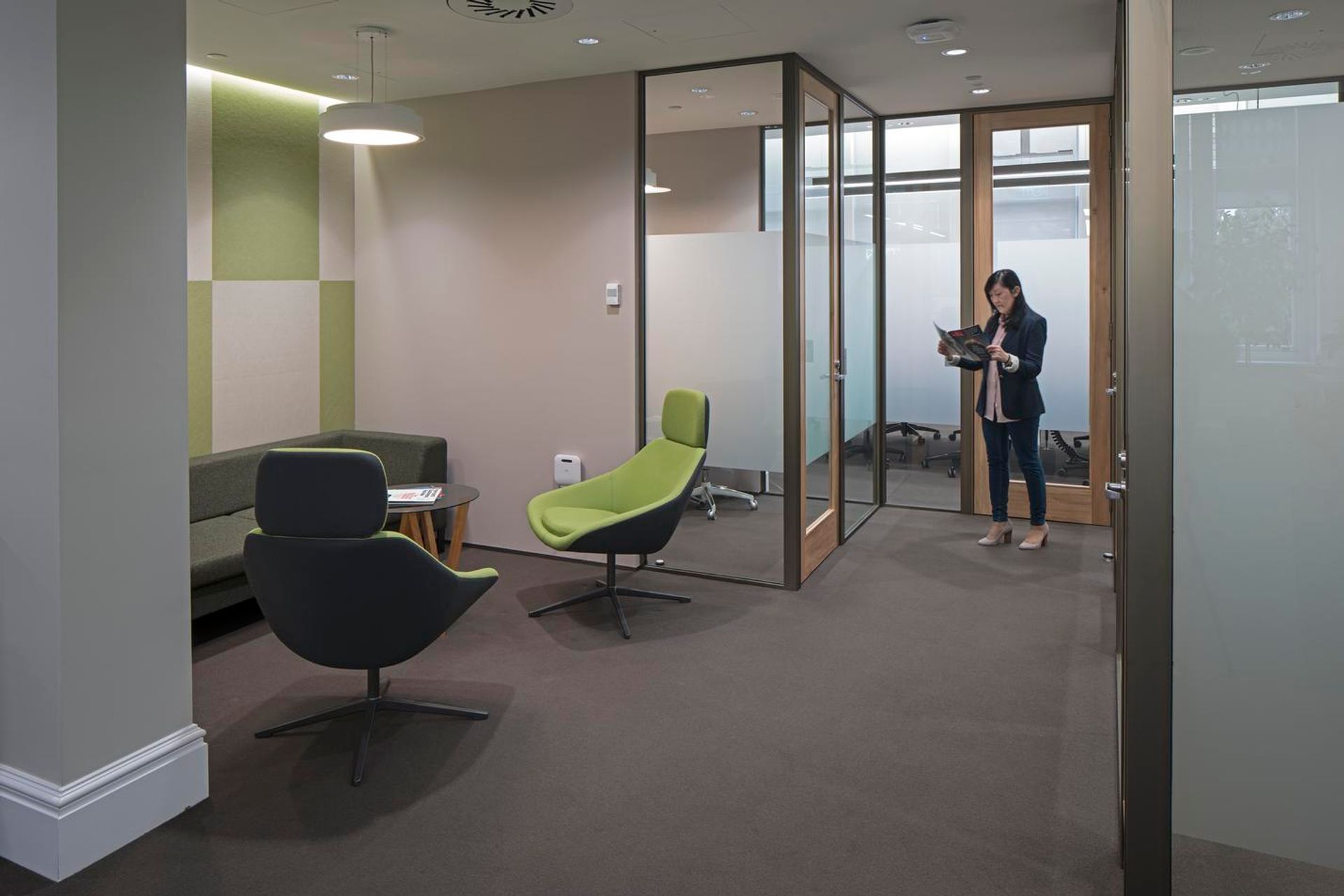 VUW EXECUTIVE OFFICES