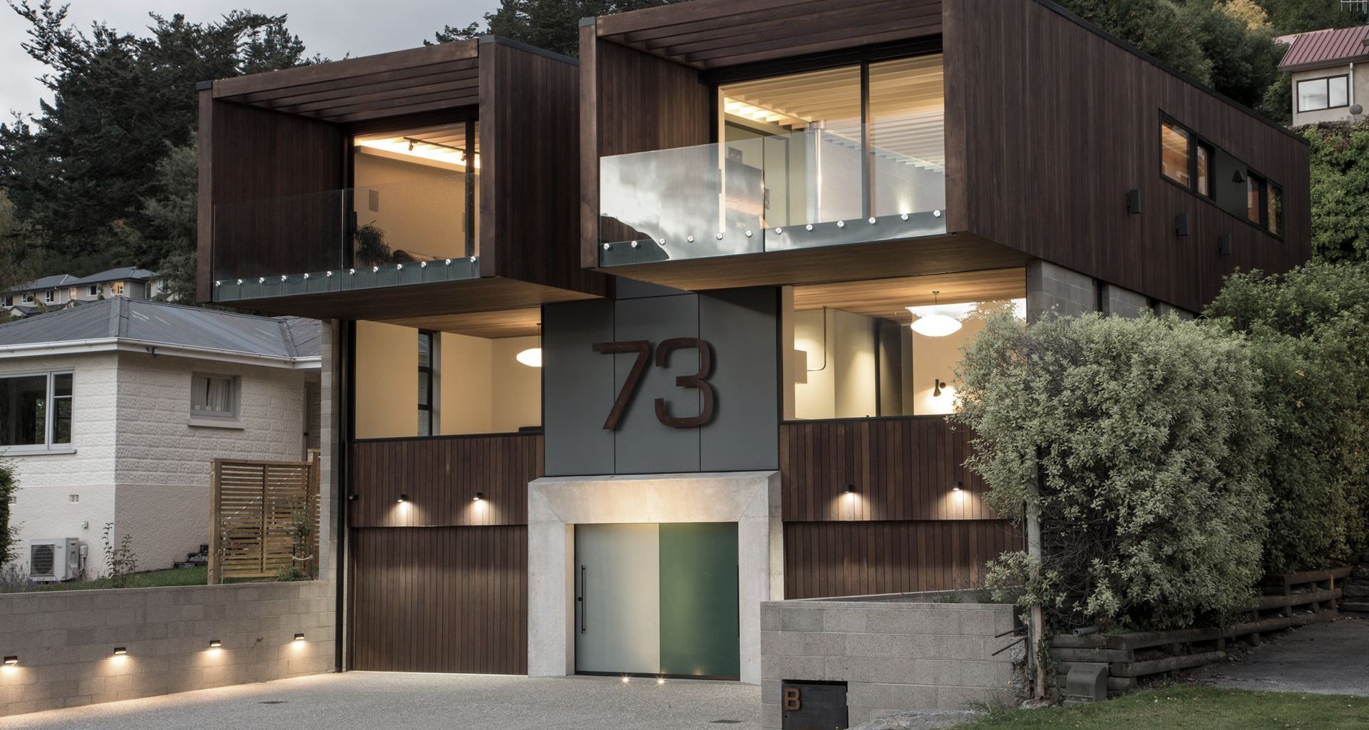 73a Hallenstein Street banner