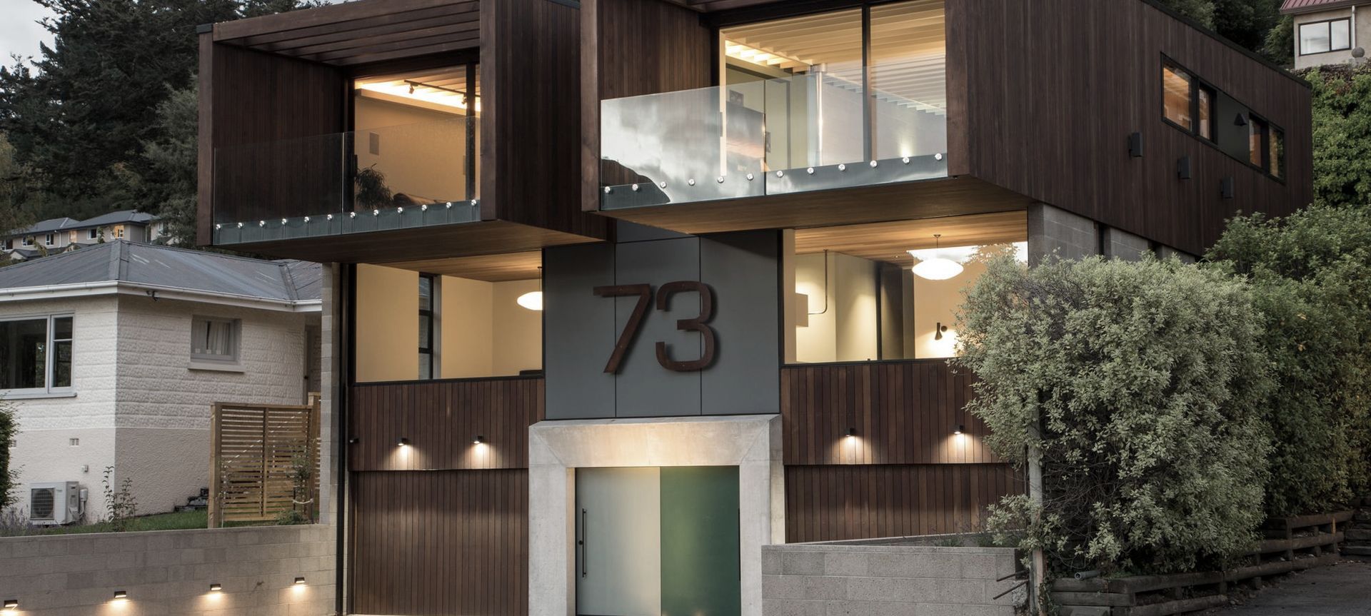 73a Hallenstein Street banner