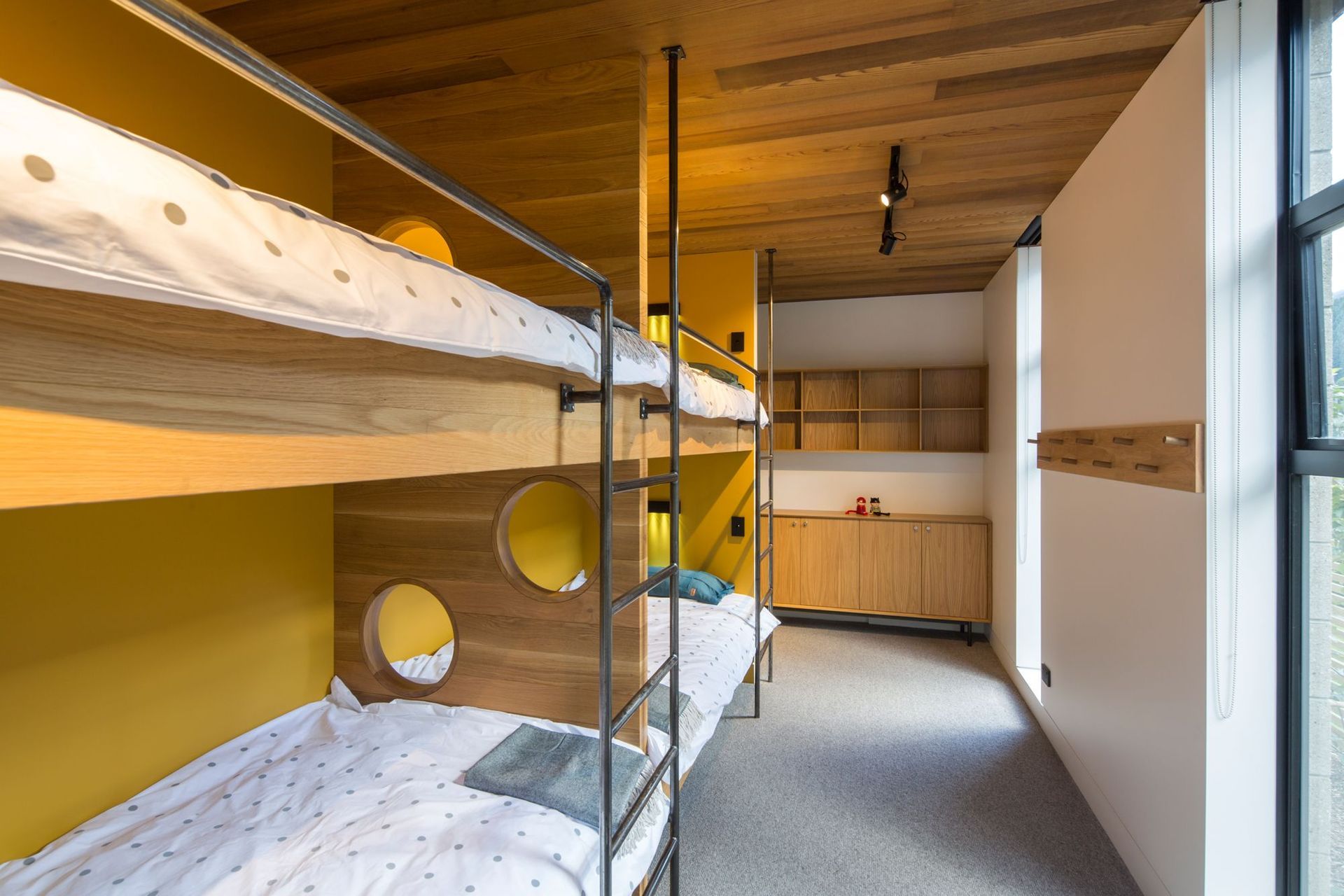 73A HALLENSTEIN STREET