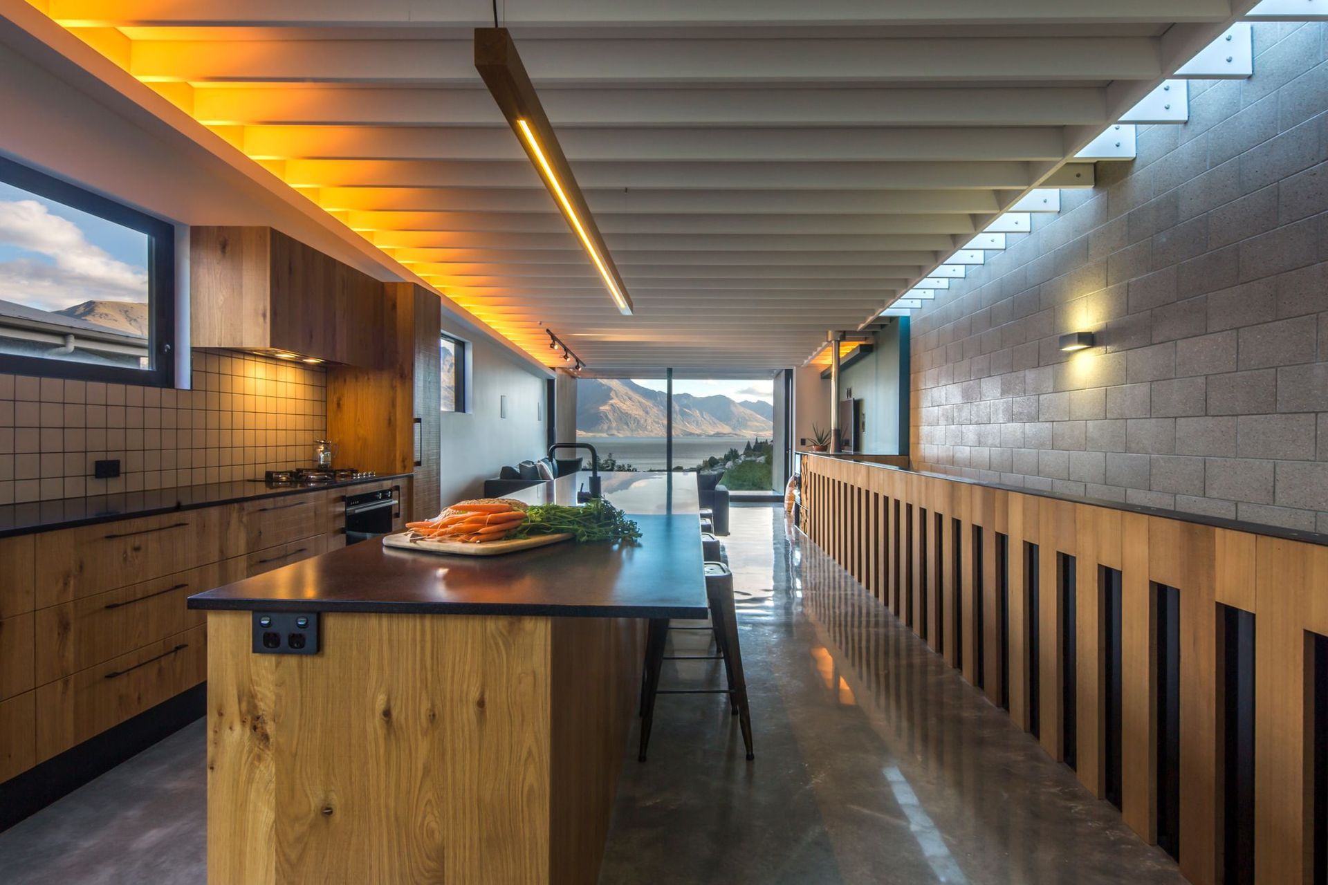 73B HALLENSTEIN STREET