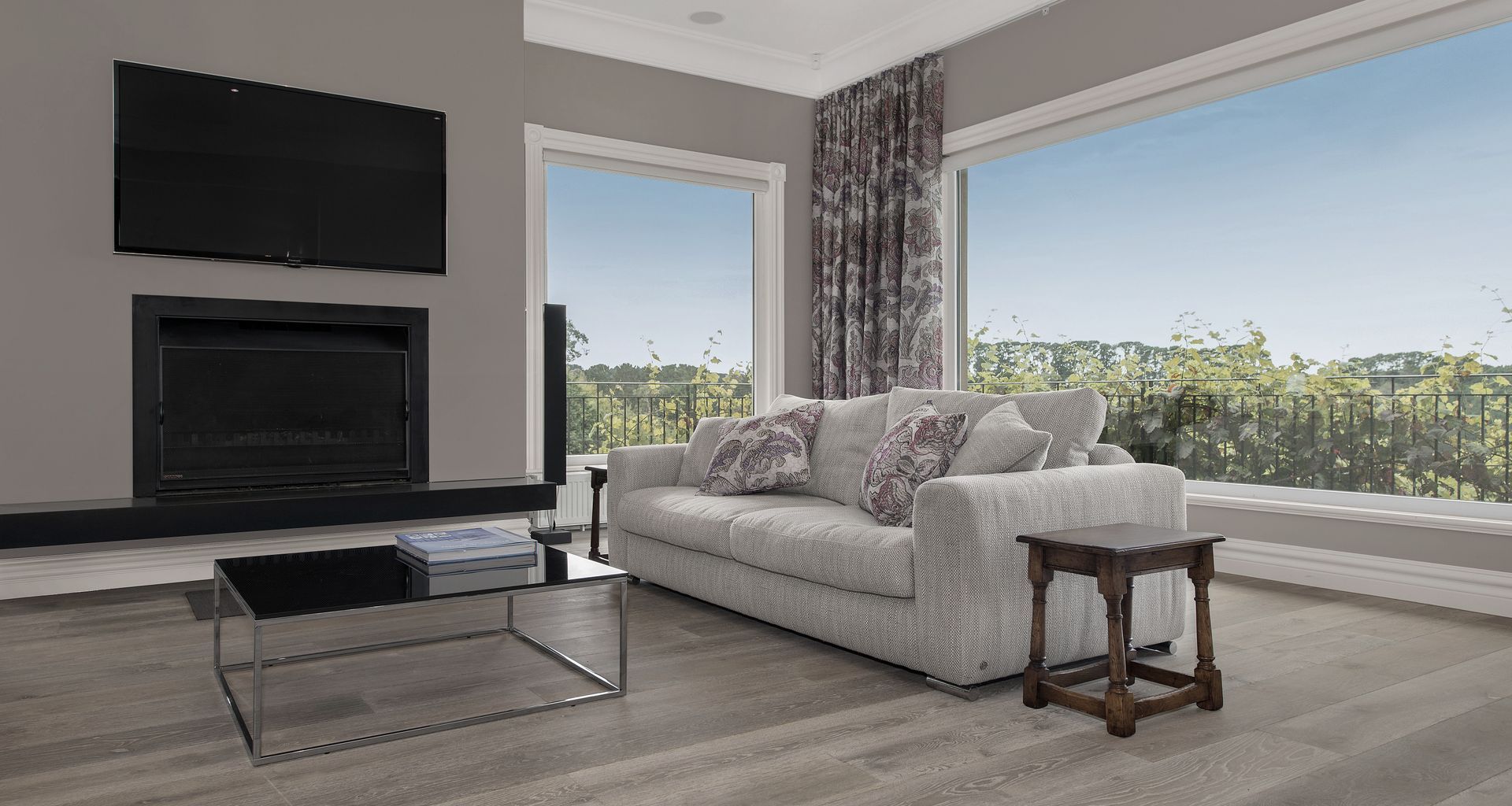 Jill Dunn French Oak Flooring banner