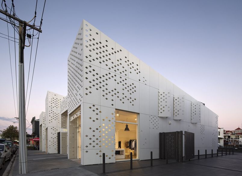 Mackelvie Street Retail