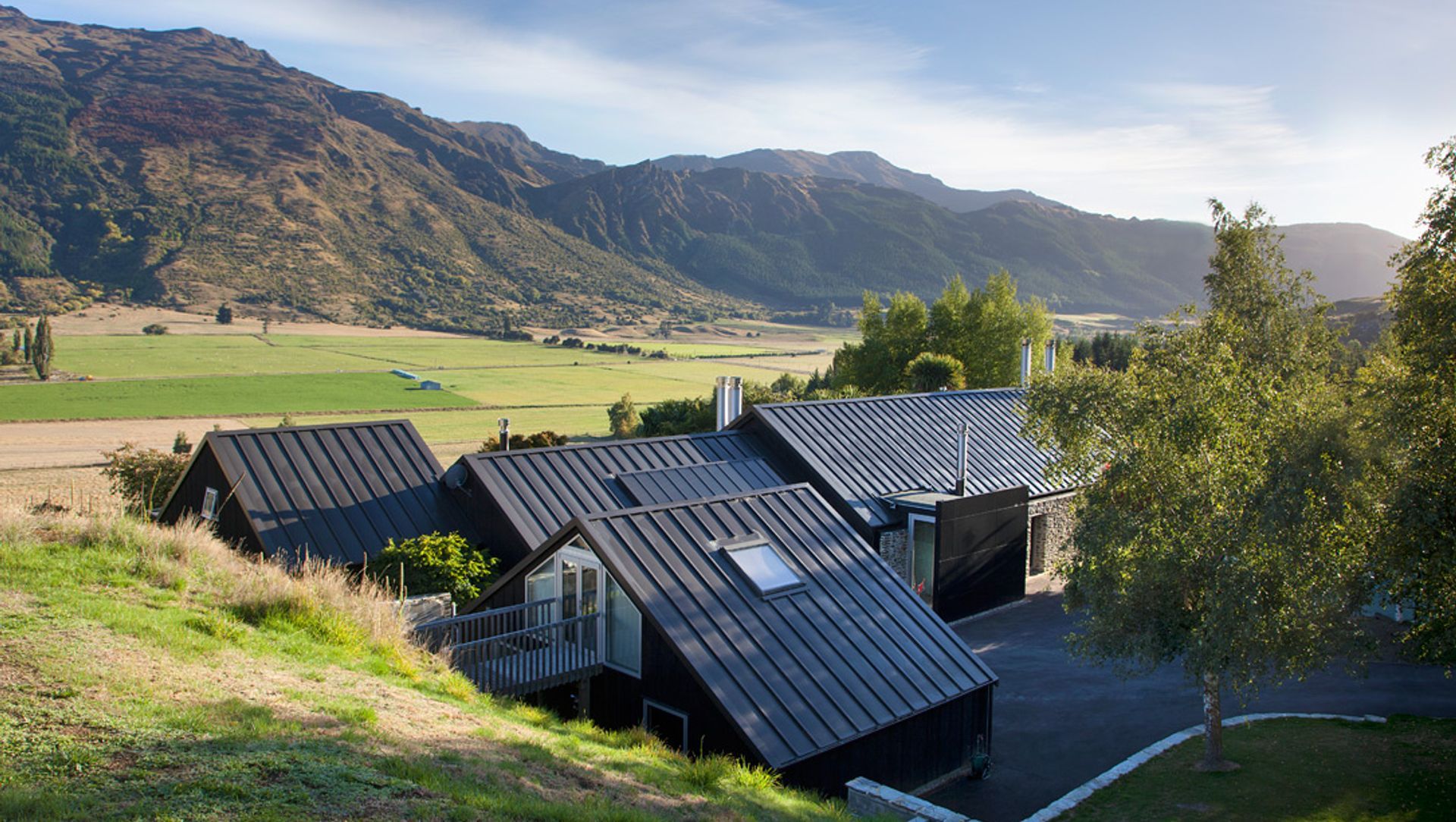 Queenstown House banner
