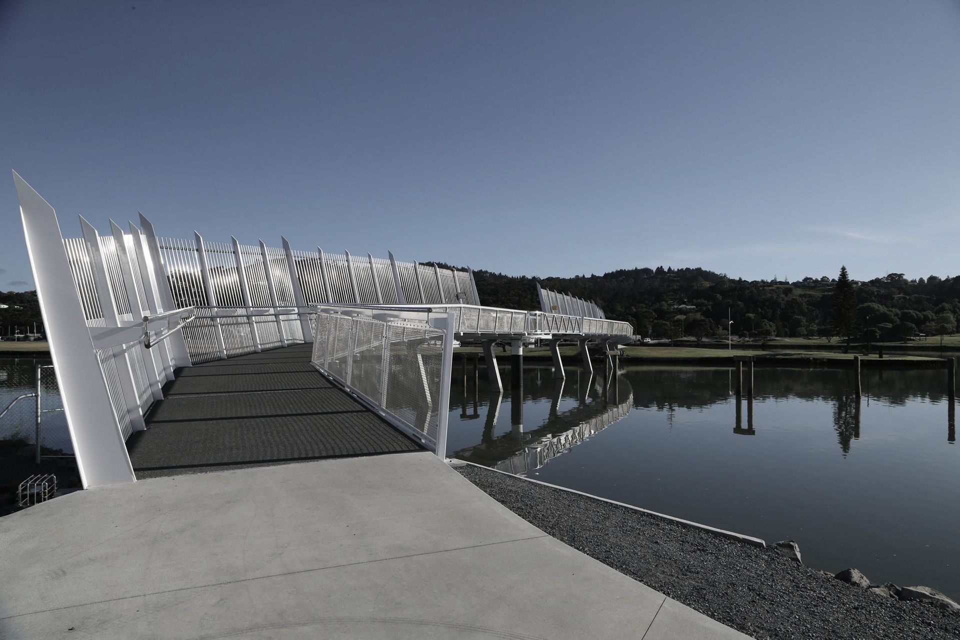 Waiarohia Footbridge