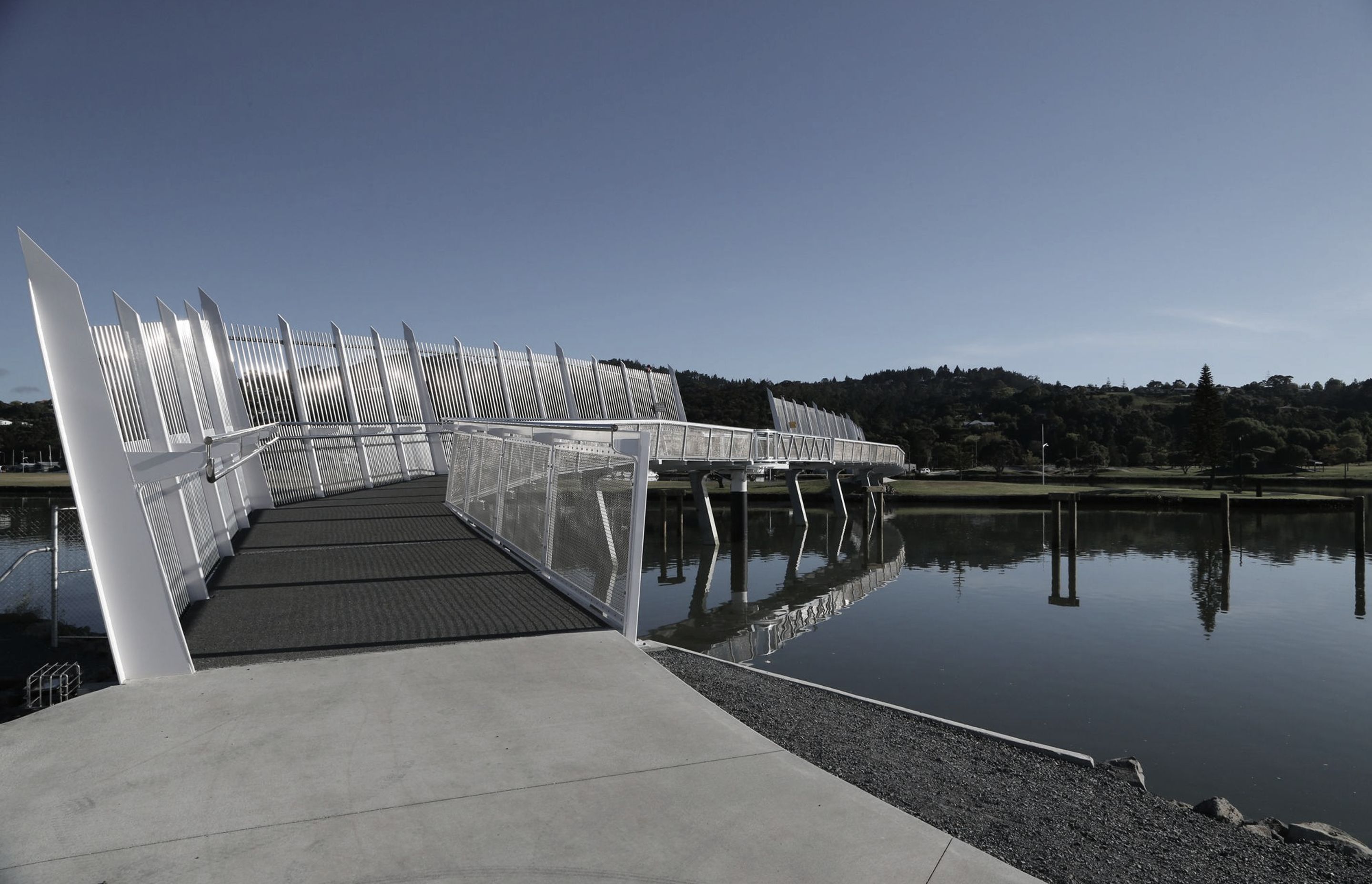 Waiarohia Footbridge