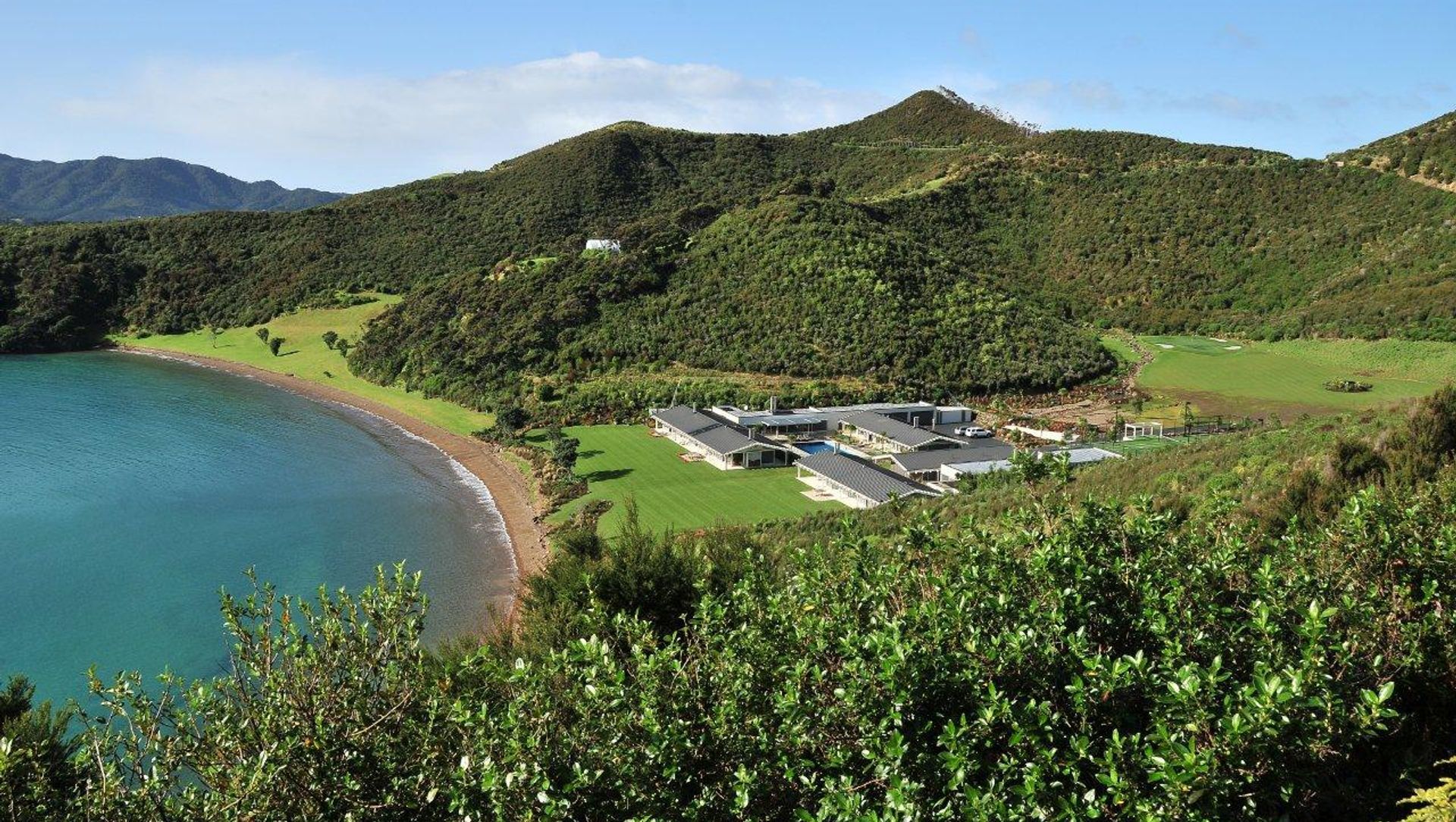 Bay of Islands House | Omarino, Bay of Islands banner