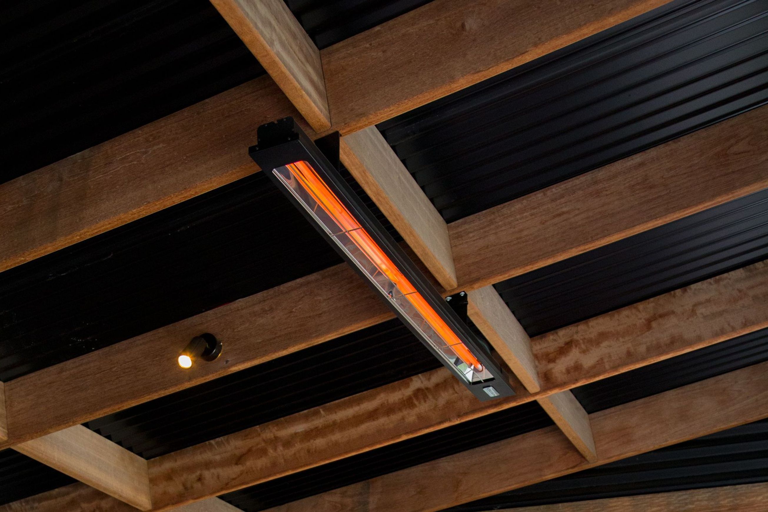 SL40 Heater Black by Infratech
