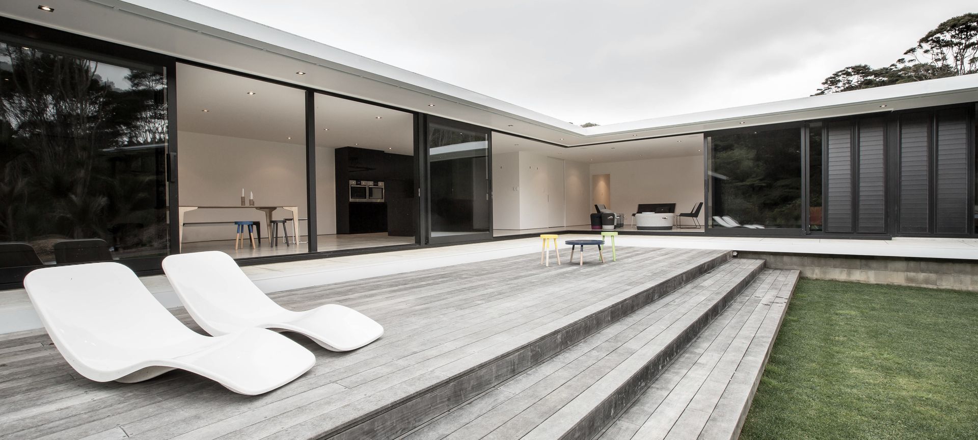 V House by CHRIS TATE banner
