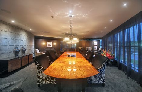 Mercedes Auckland Boardroom