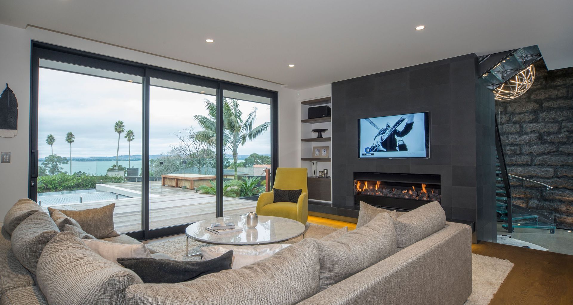 Mellons Bay Residence banner