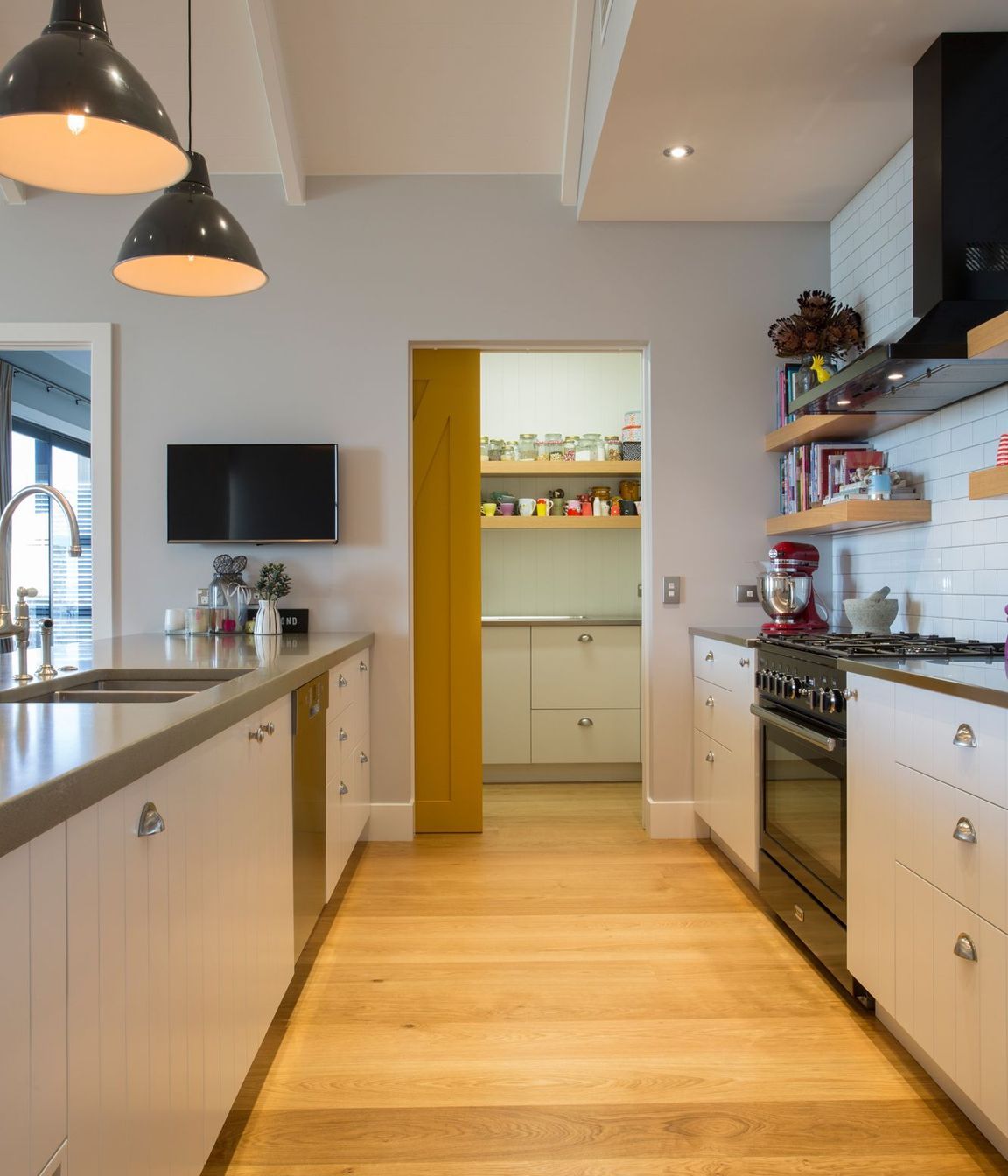 Clutha River House