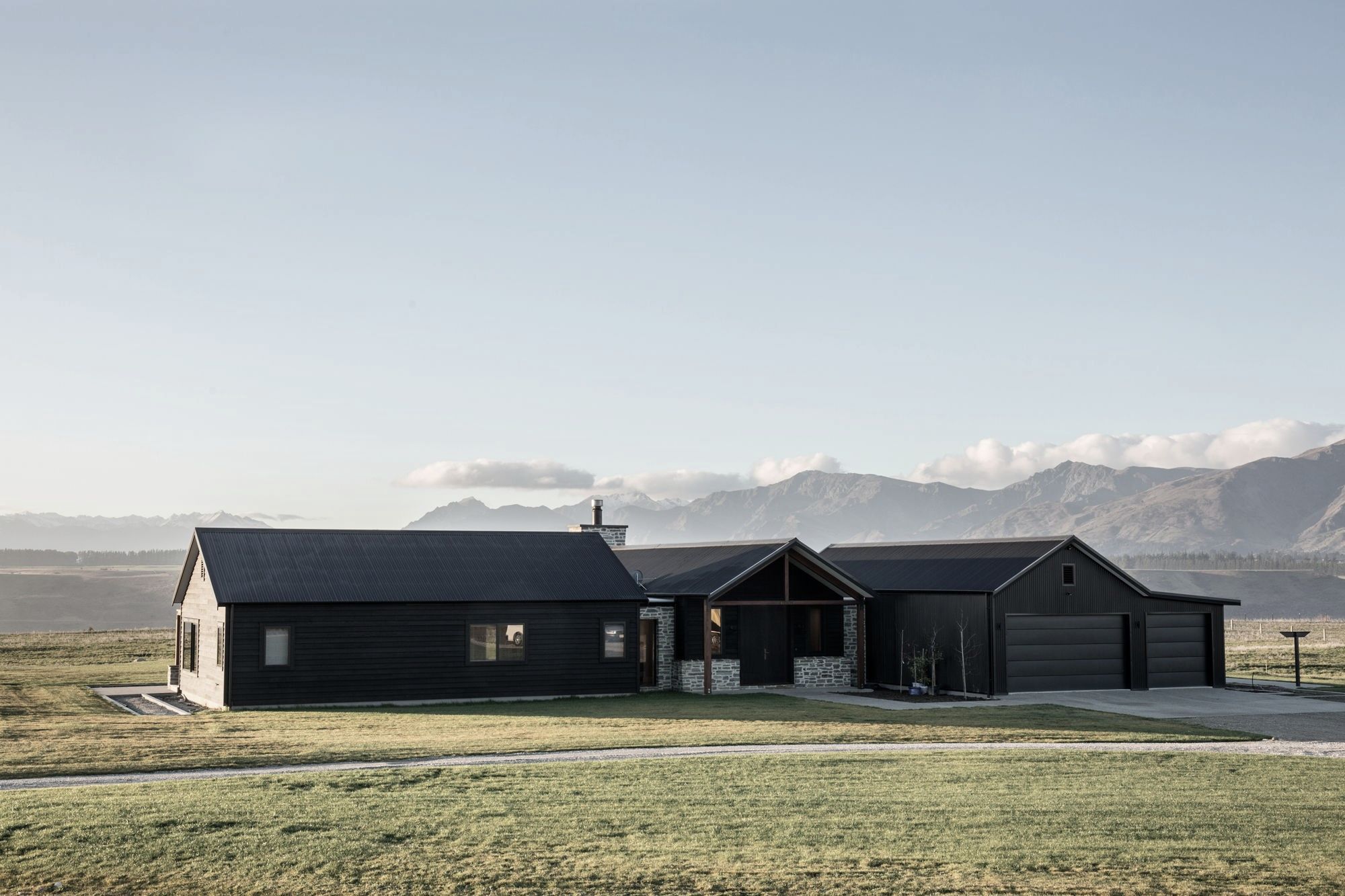 Clutha River House