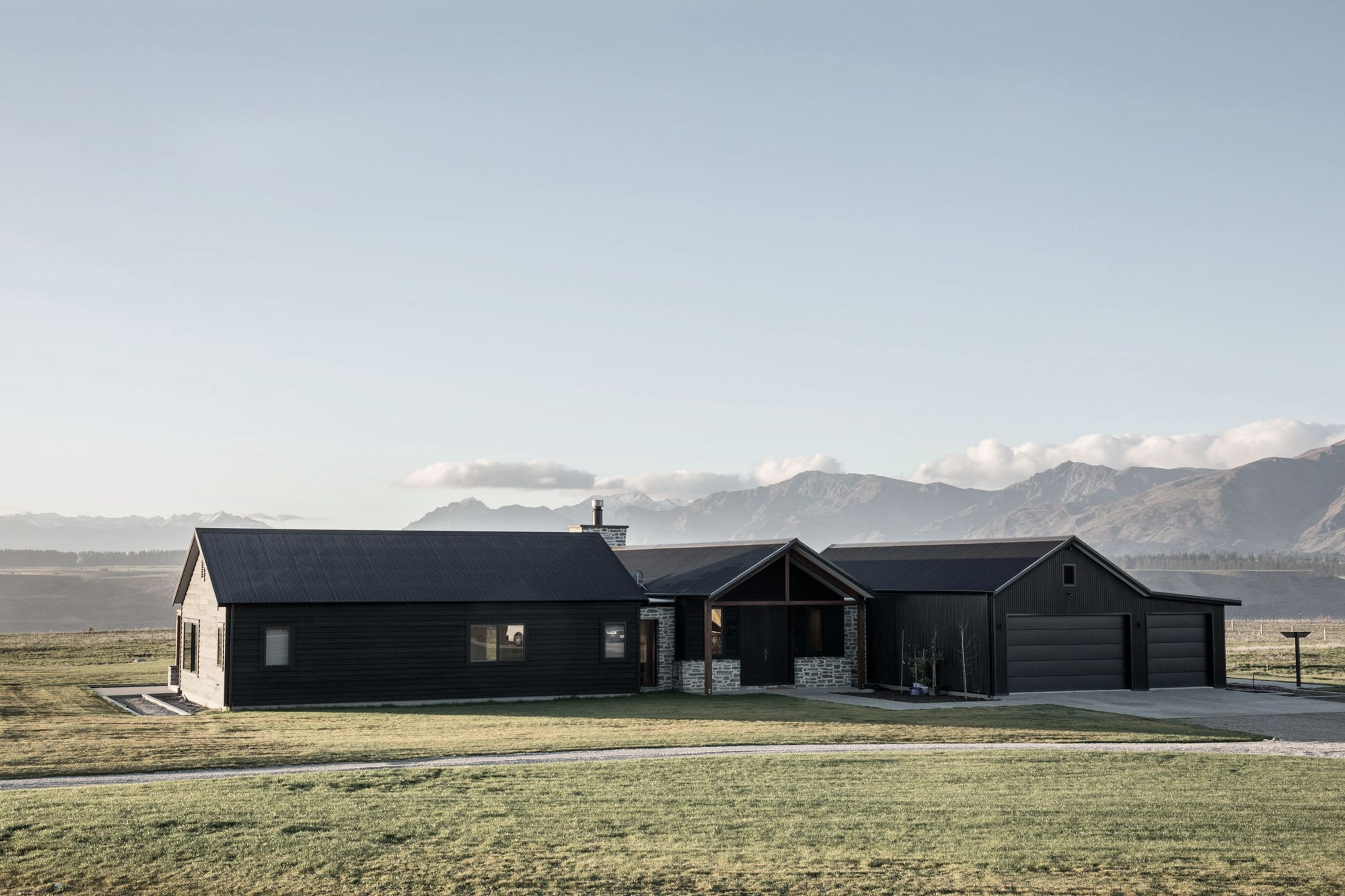 Clutha River House
