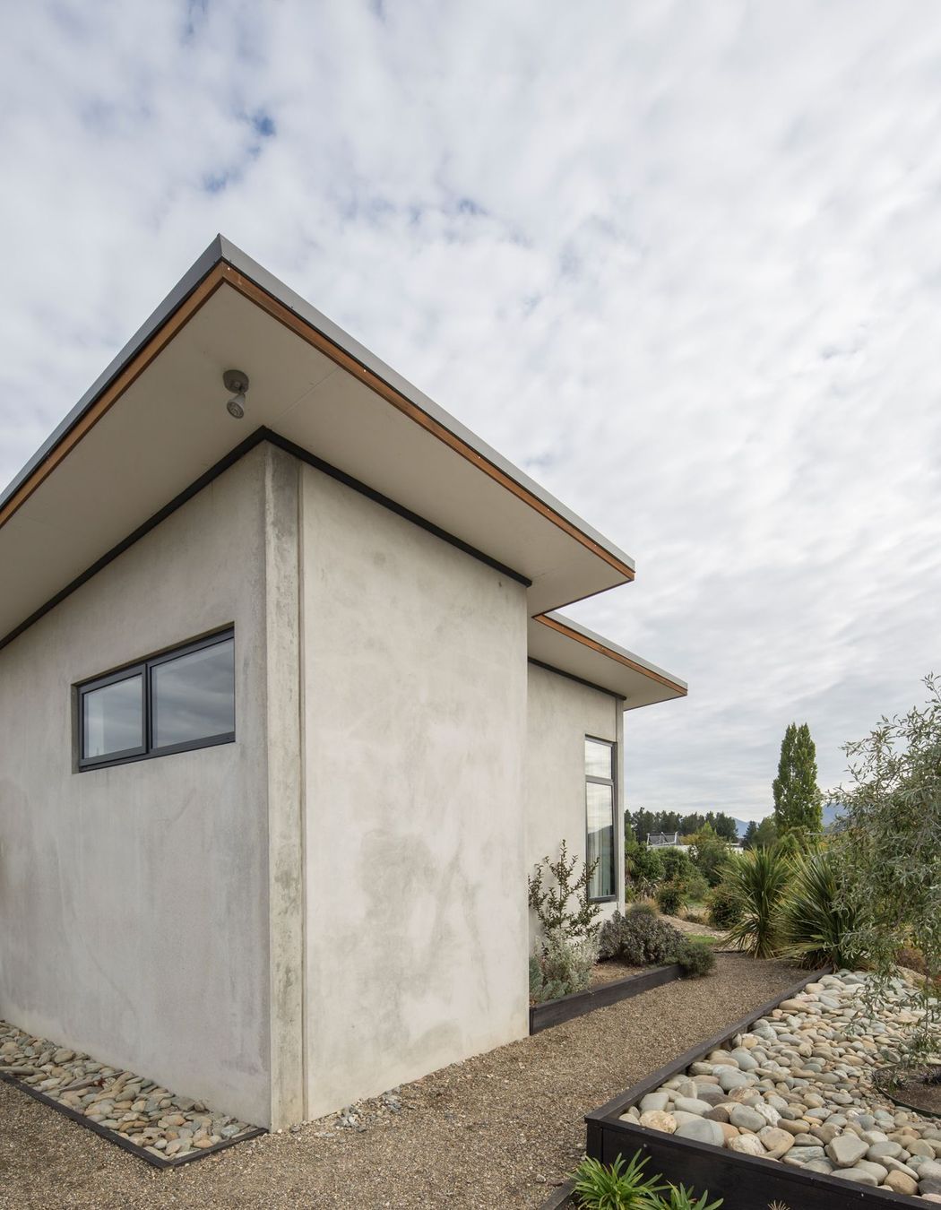 Clutha River House 2