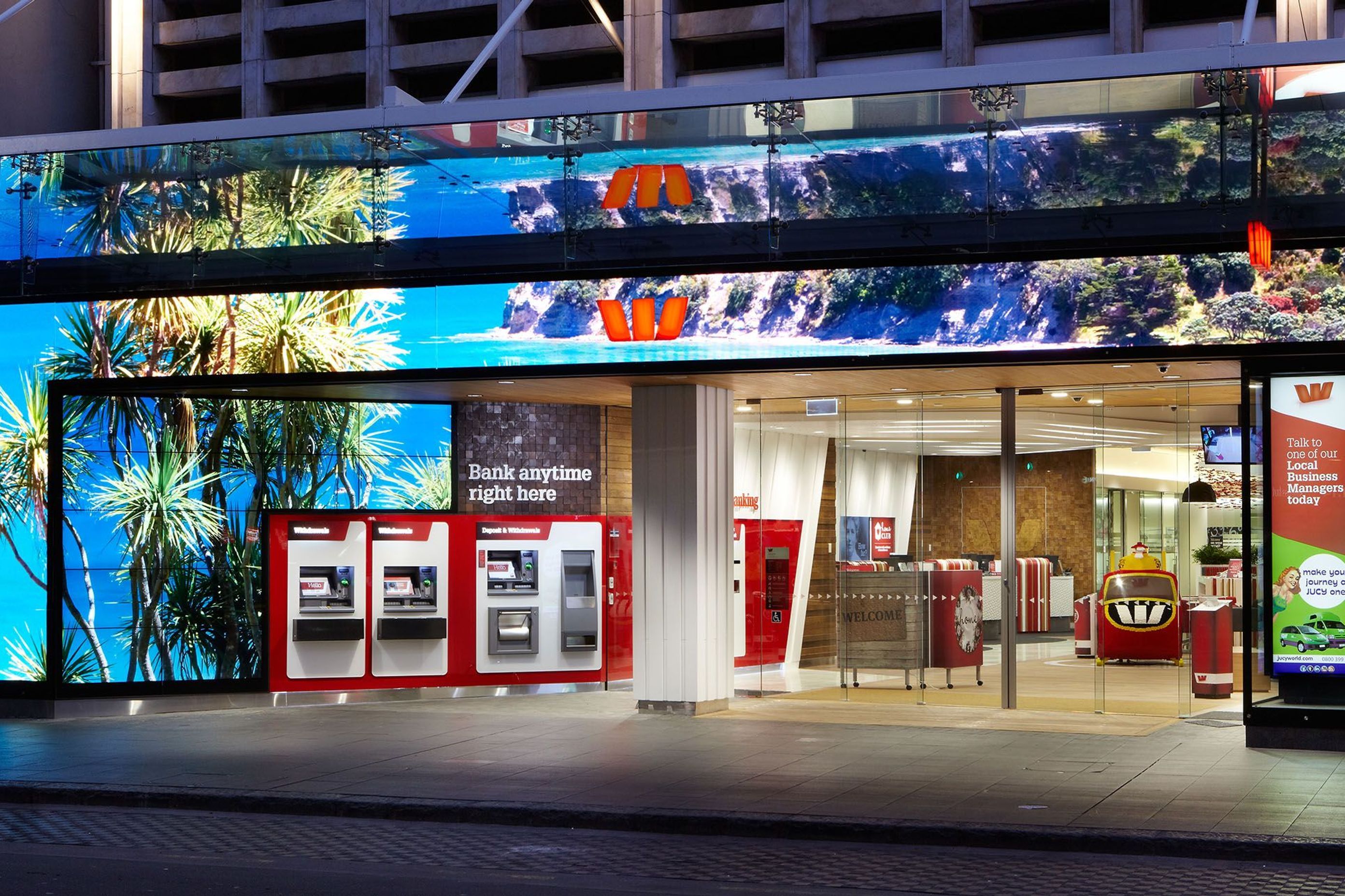 Westpac signature branch, 79 Queen St, Auckland