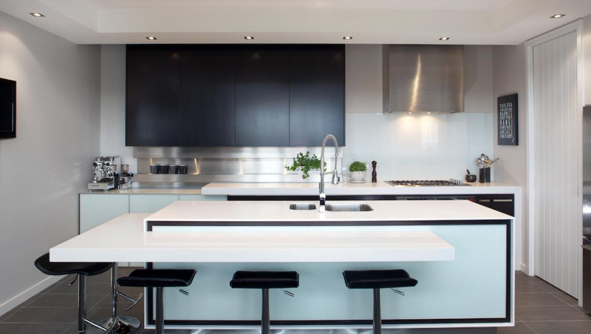 Southland Kitchen banner