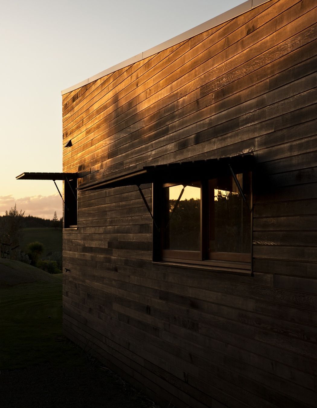 TUTUKAKA HOUSE