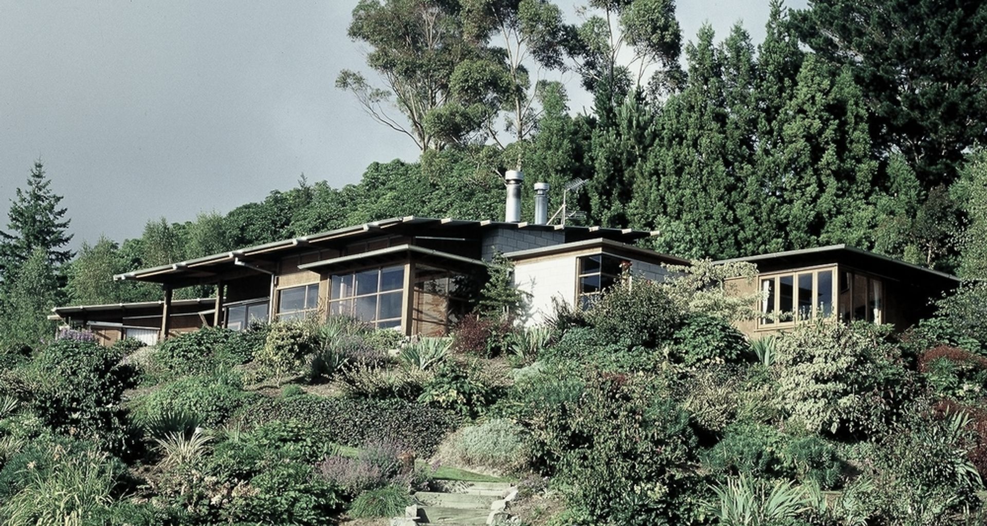 Taupo House, Taupo banner