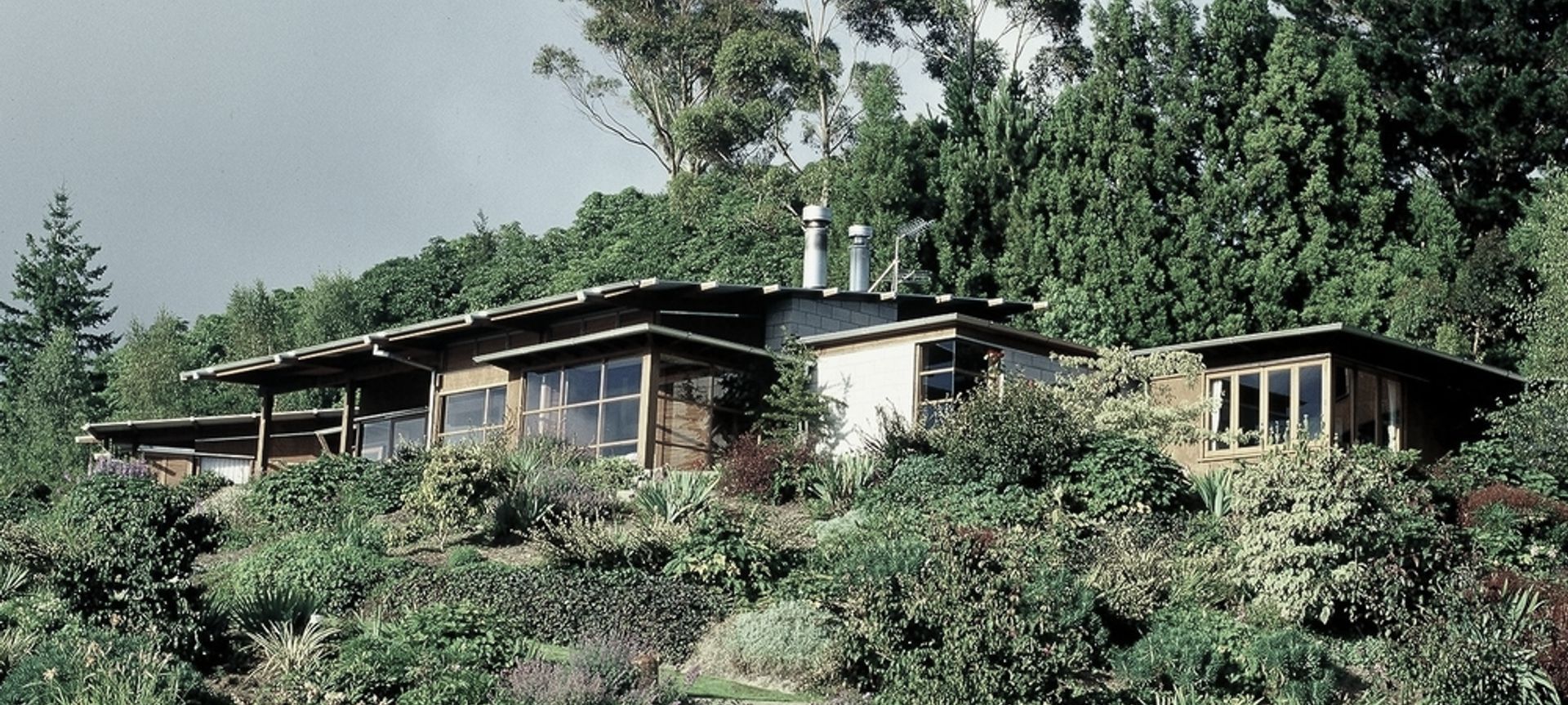 Taupo House, Taupo banner