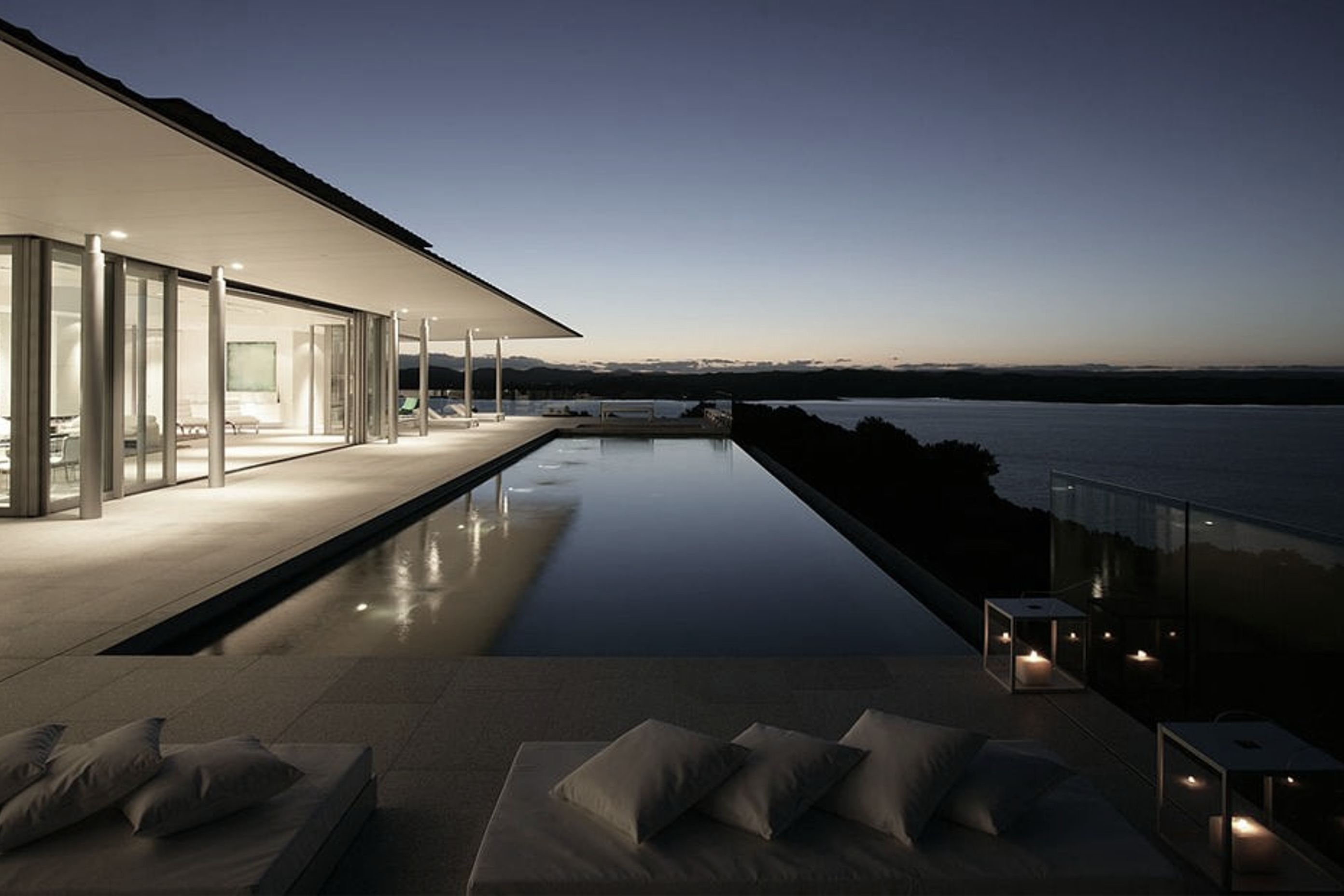 Eagles Nest by crosson clarke carnachan architects