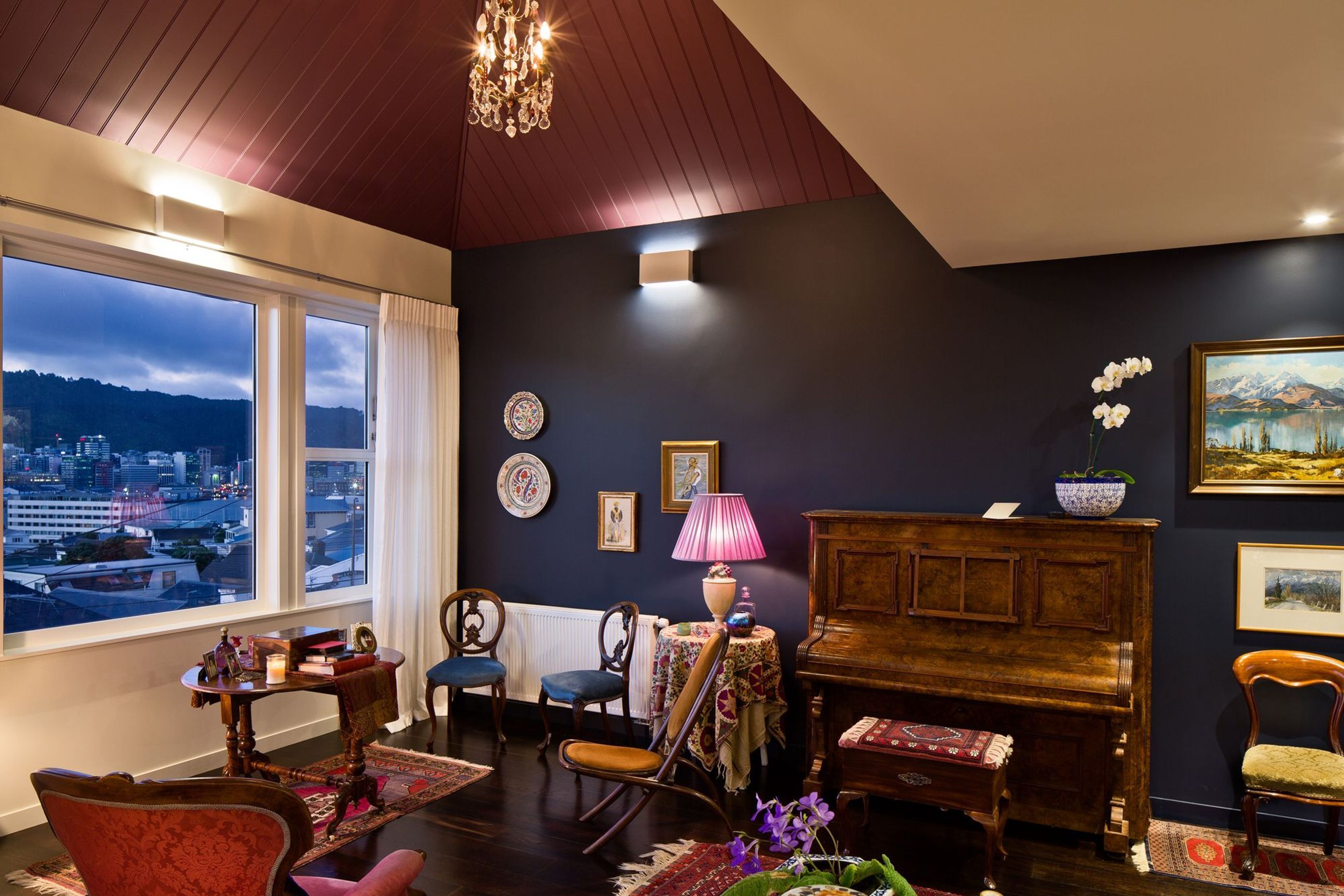 Mount Vic Home