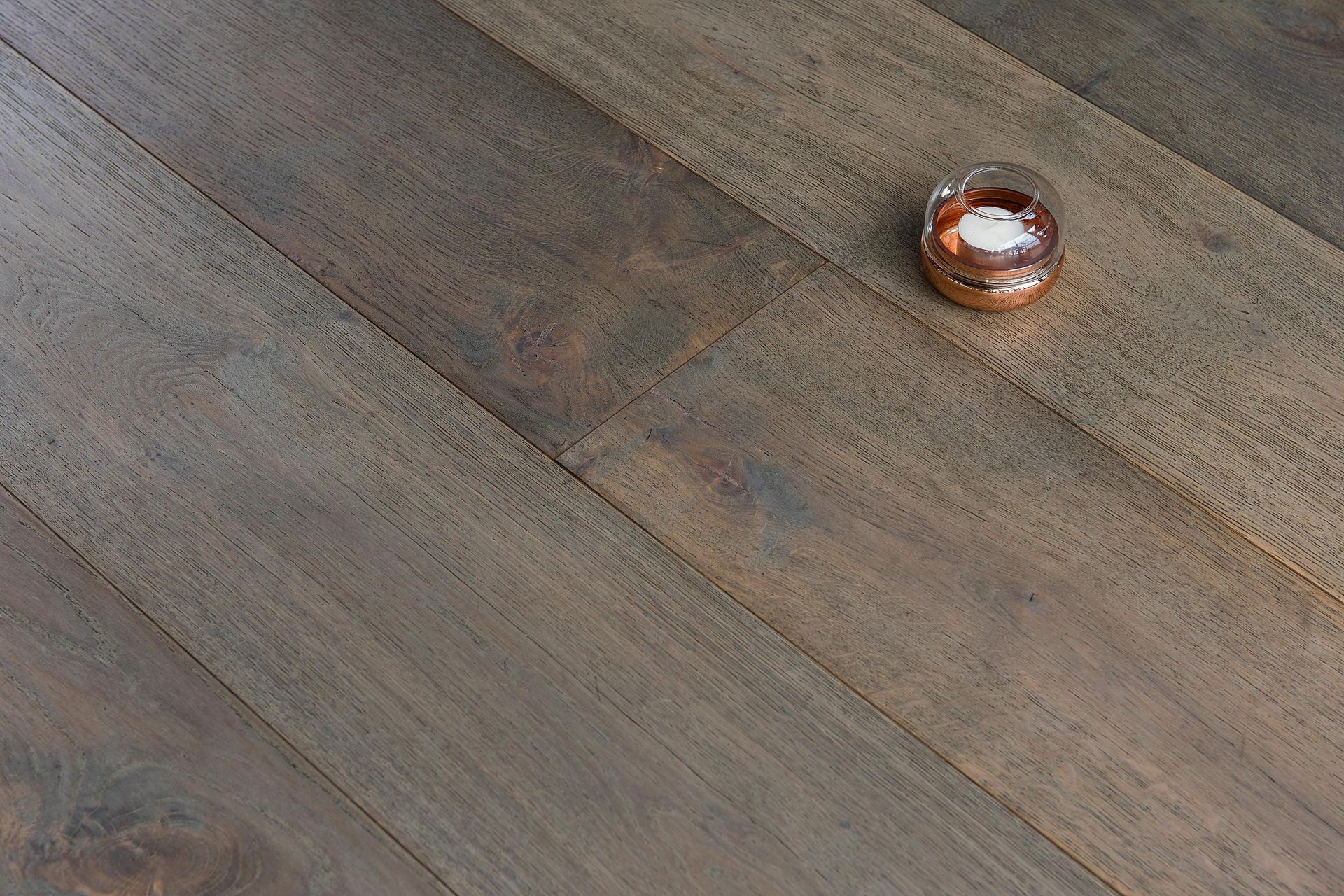 Puerto Restaurant French Oak Flooring