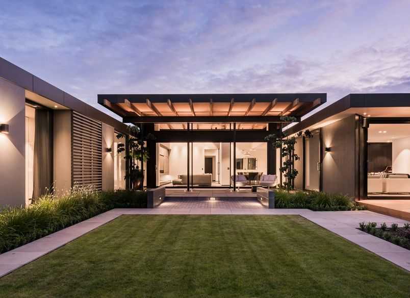 Fendalton House