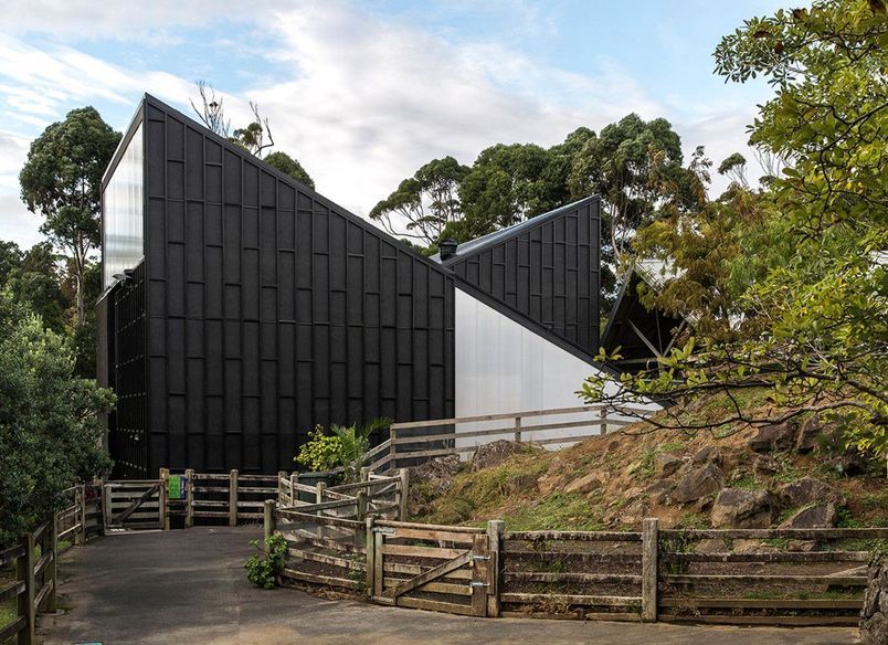 Giraffe House