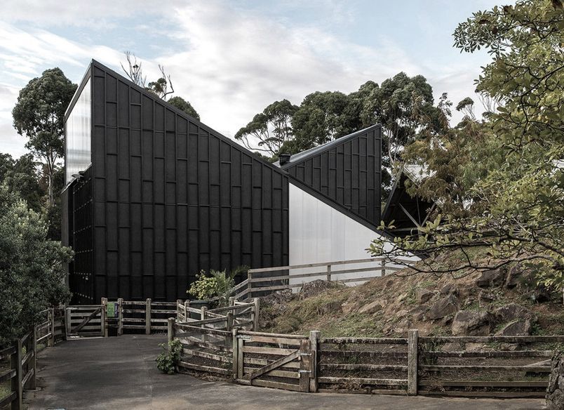 Giraffe House