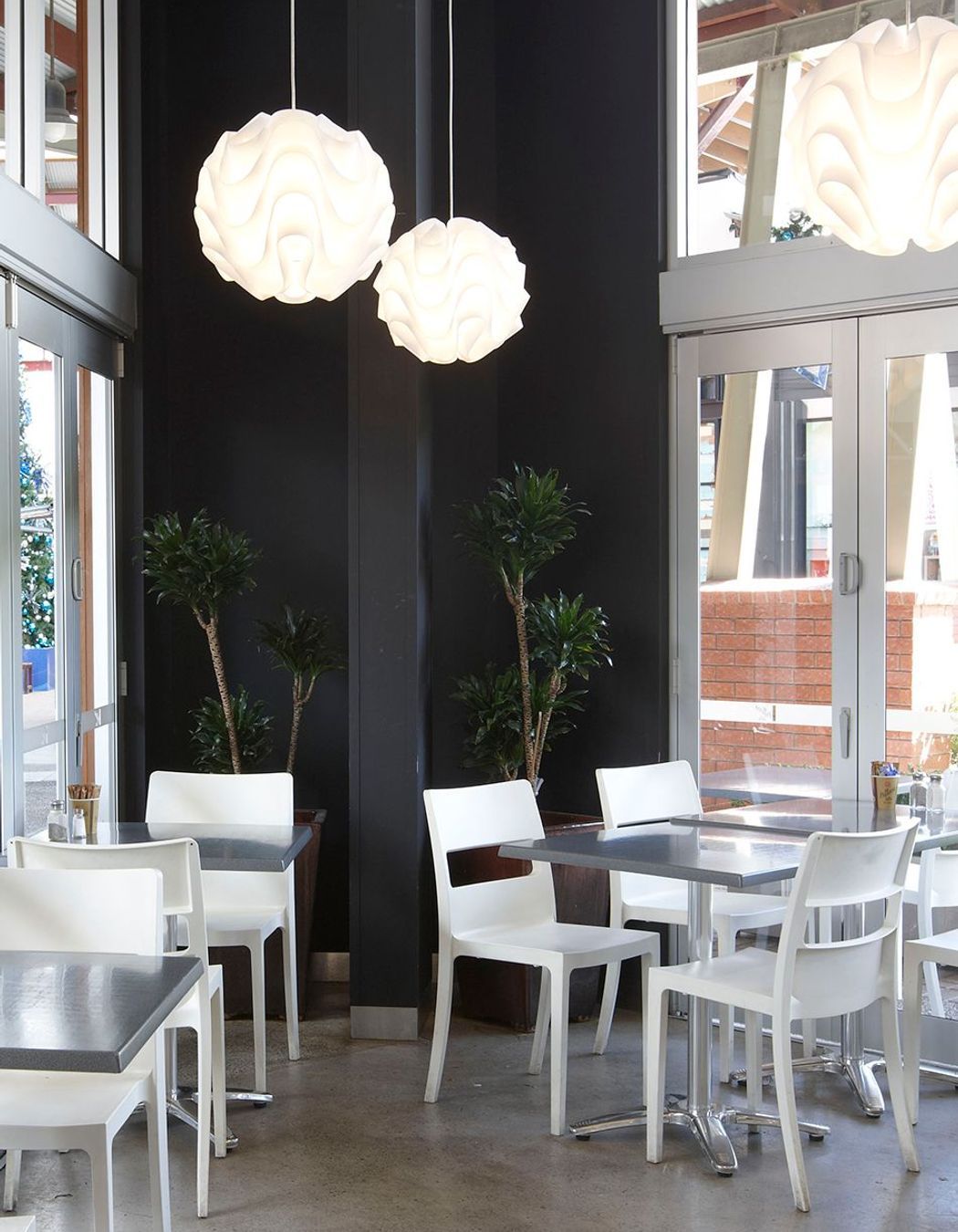 Ronnies Cafe