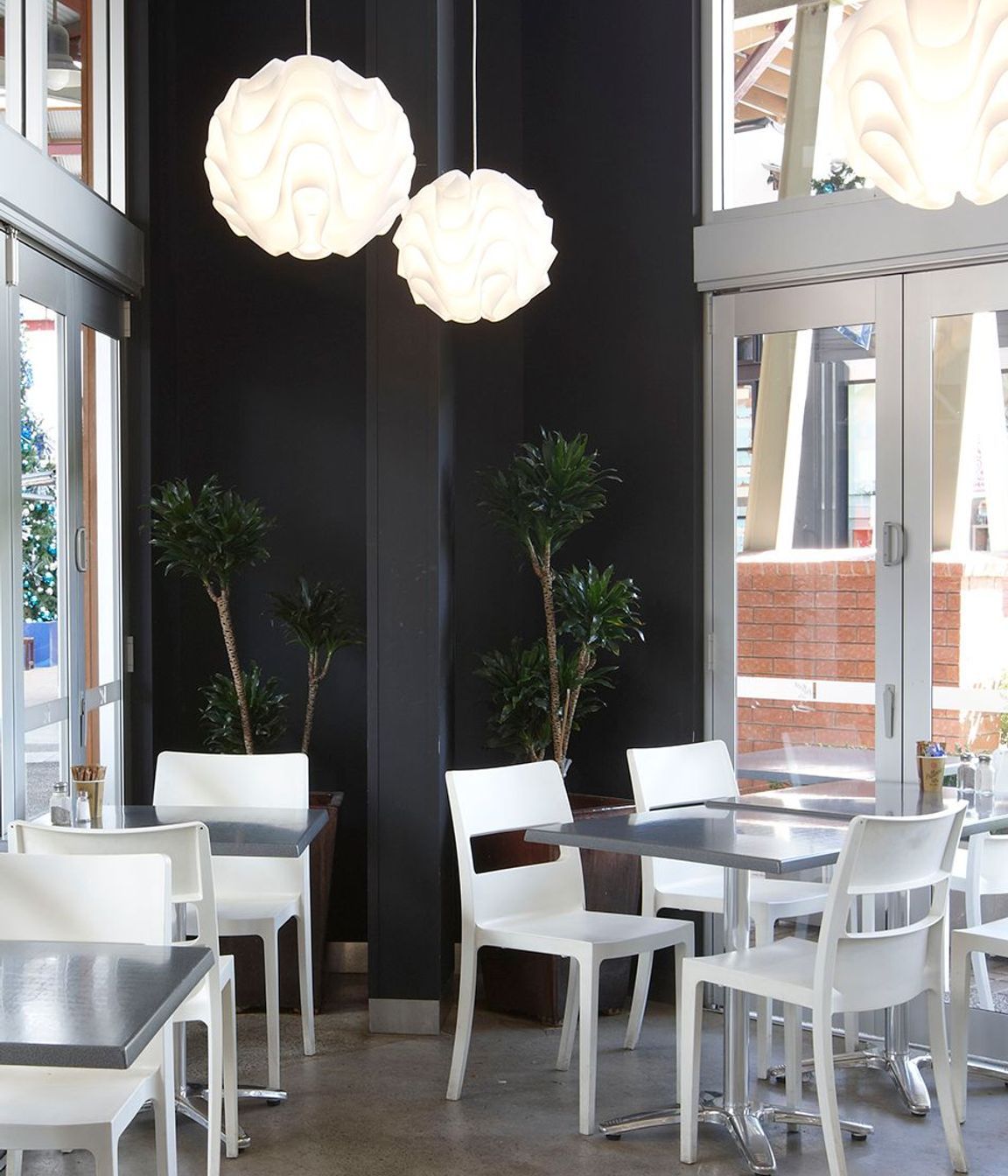 Ronnies Cafe