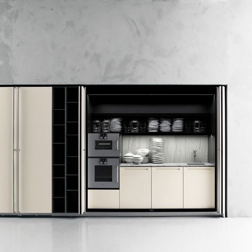 Hide Kitchen