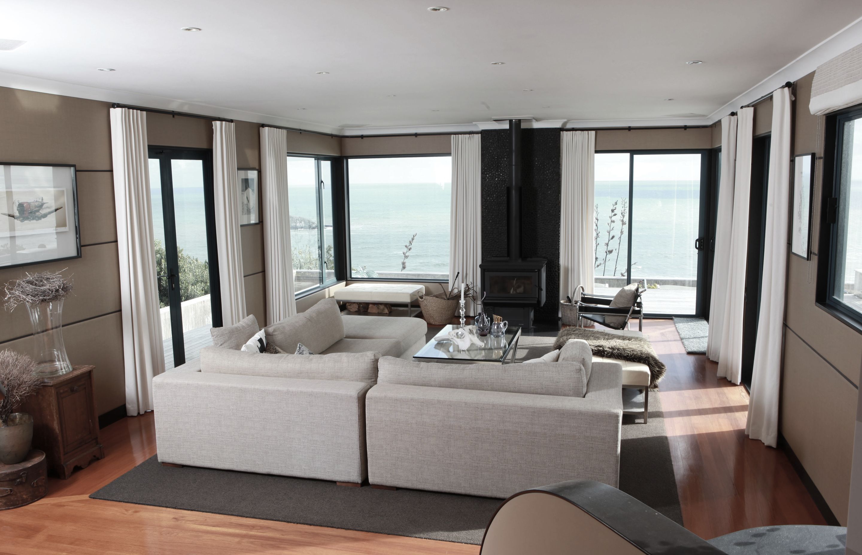 Muriwai Beach Residential Fit out
